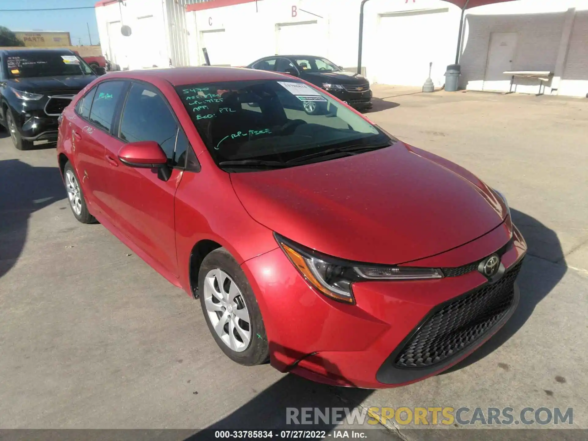 1 Photograph of a damaged car 5YFEPRAE1LP073260 TOYOTA COROLLA 2020