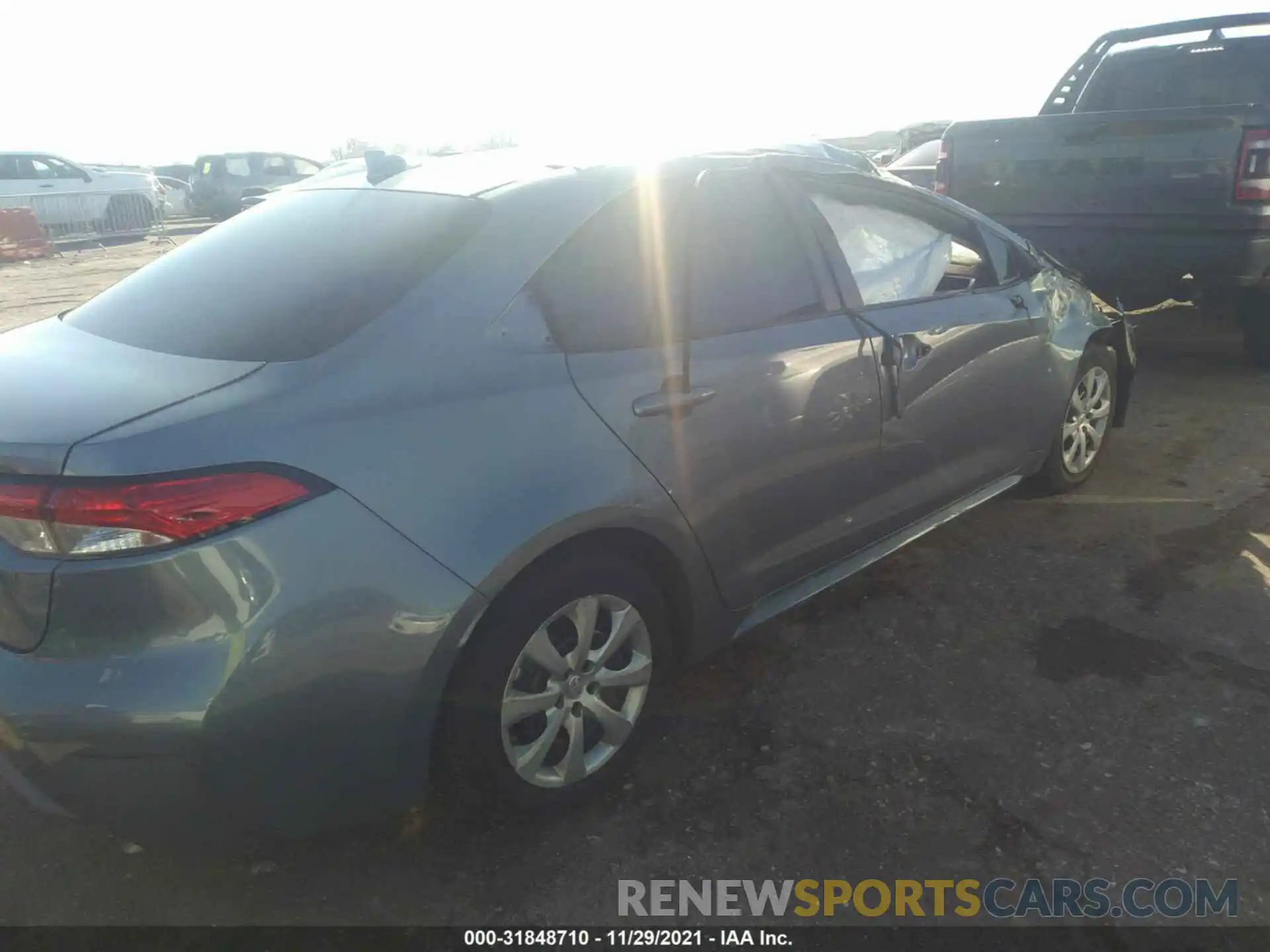 4 Photograph of a damaged car 5YFEPRAE1LP073307 TOYOTA COROLLA 2020