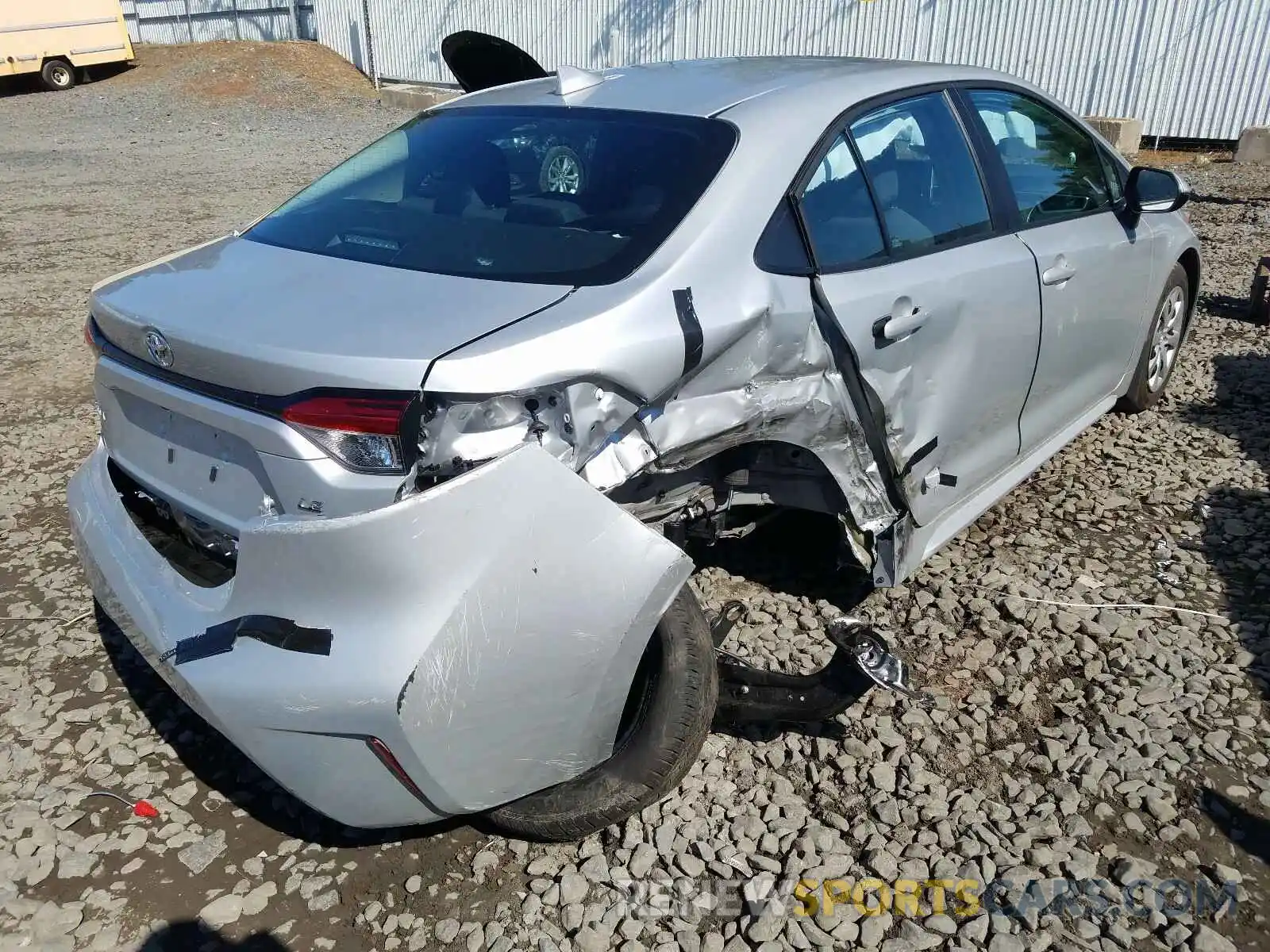 4 Photograph of a damaged car 5YFEPRAE1LP073985 TOYOTA COROLLA 2020