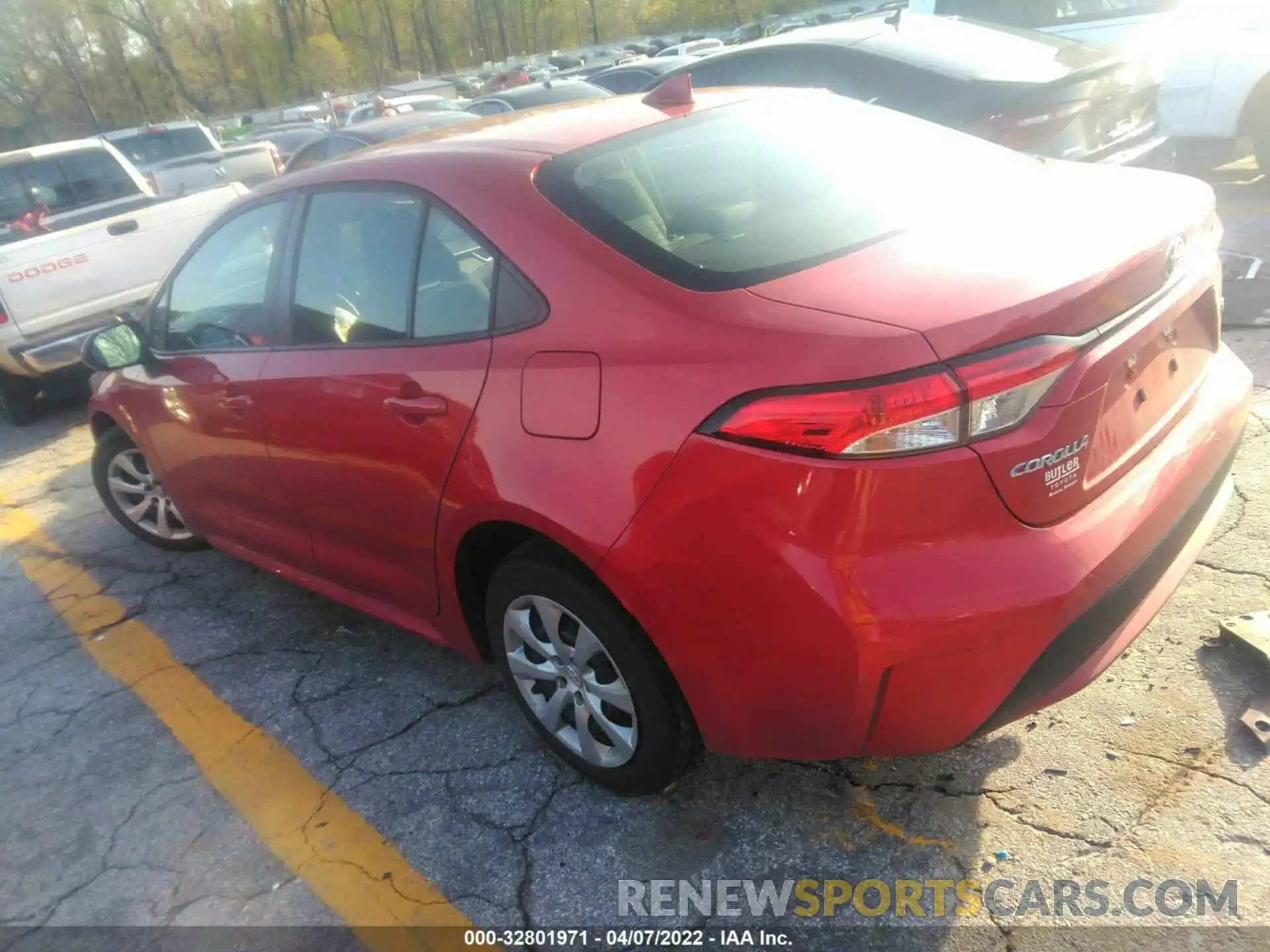 3 Photograph of a damaged car 5YFEPRAE1LP074196 TOYOTA COROLLA 2020