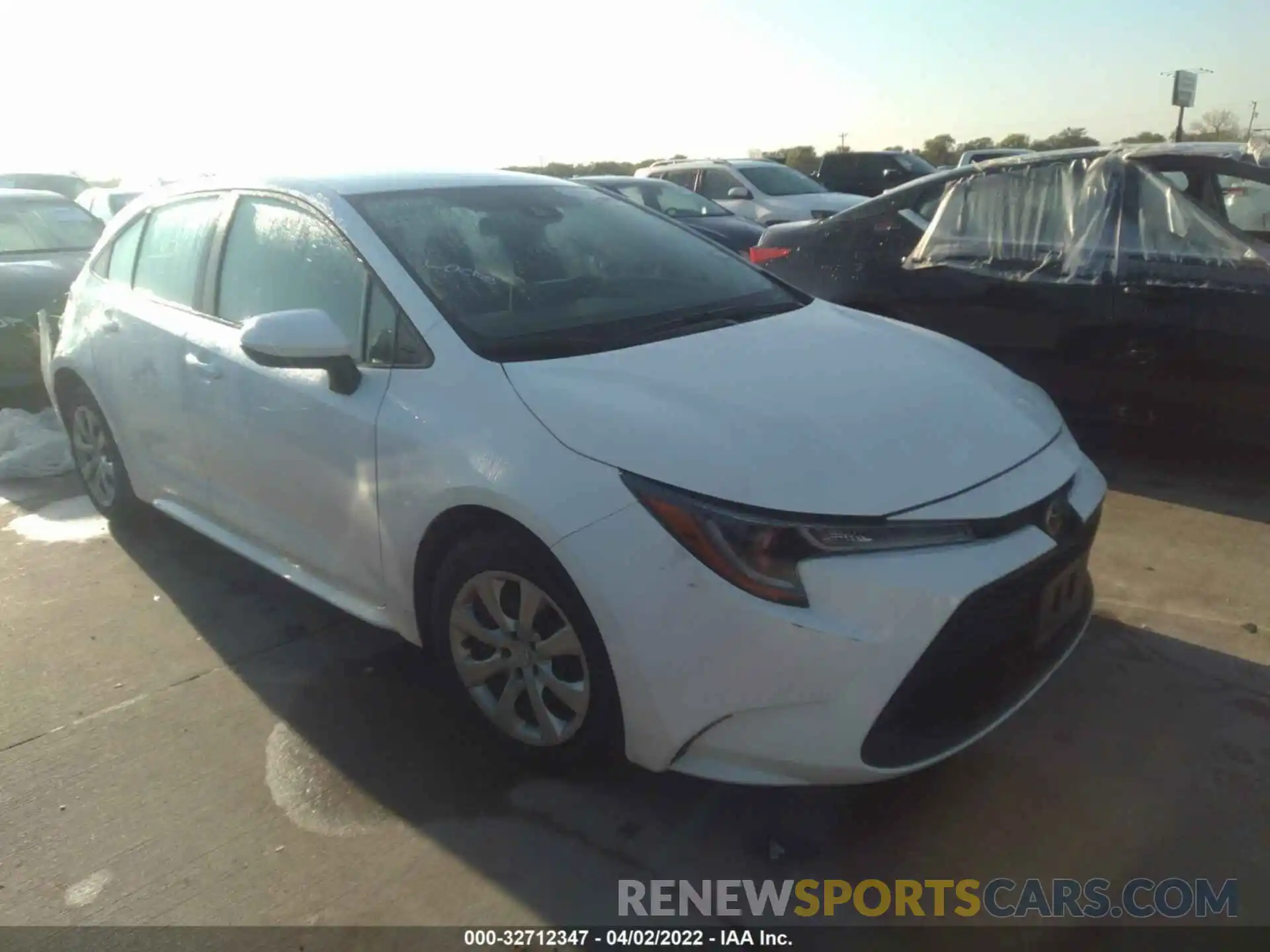 1 Photograph of a damaged car 5YFEPRAE1LP075641 TOYOTA COROLLA 2020