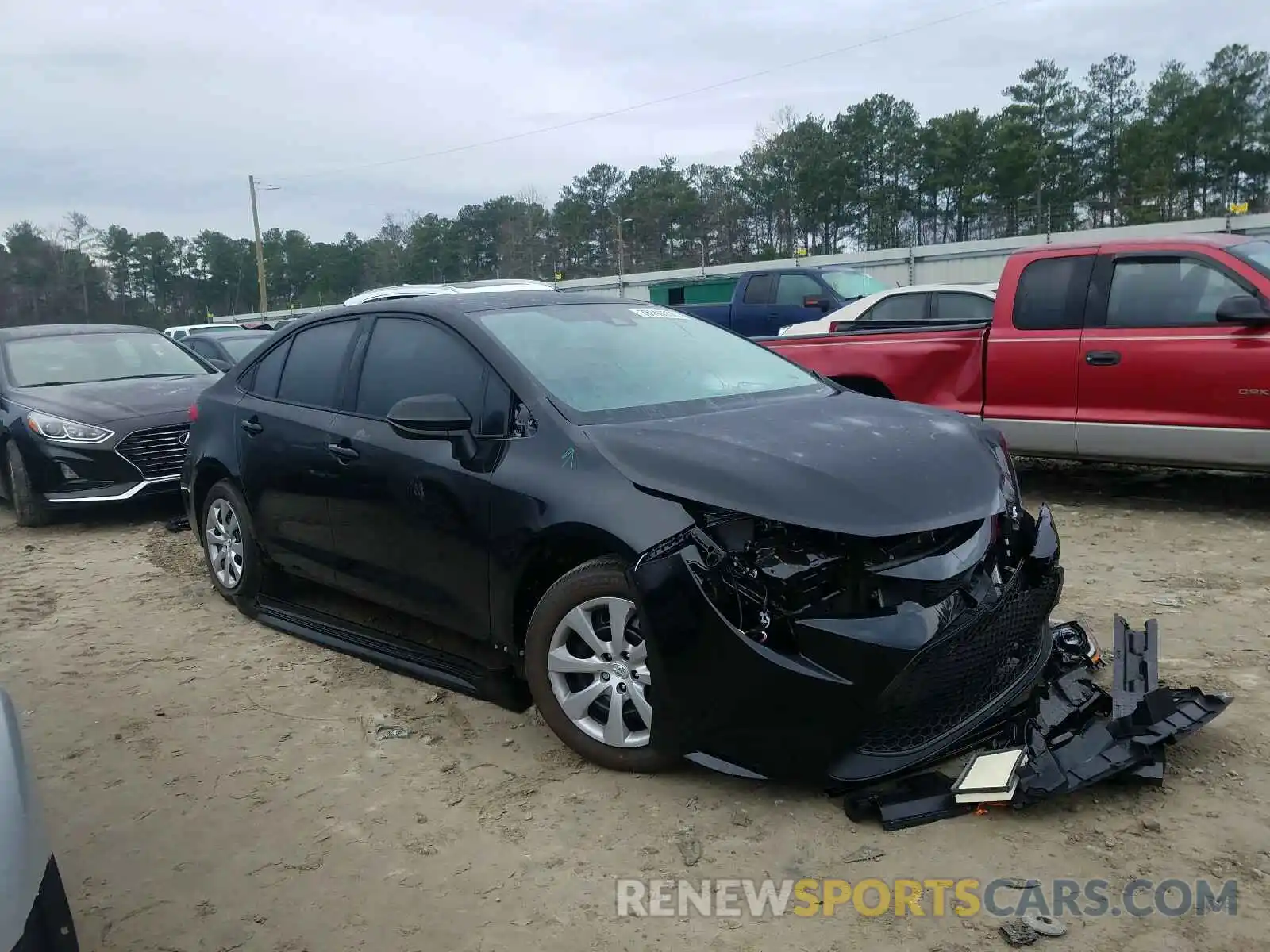 1 Photograph of a damaged car 5YFEPRAE1LP075820 TOYOTA COROLLA 2020