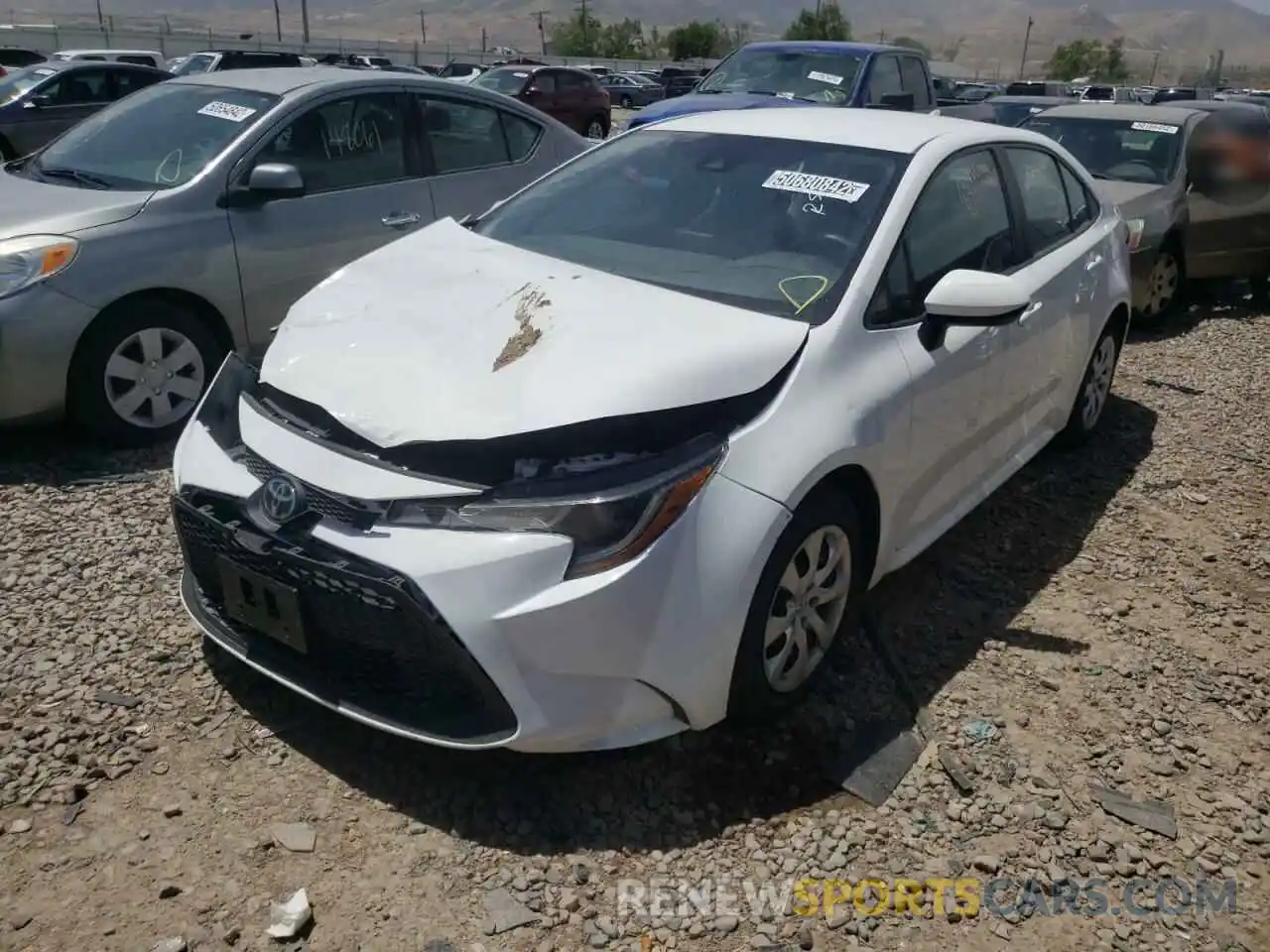 2 Photograph of a damaged car 5YFEPRAE1LP077289 TOYOTA COROLLA 2020