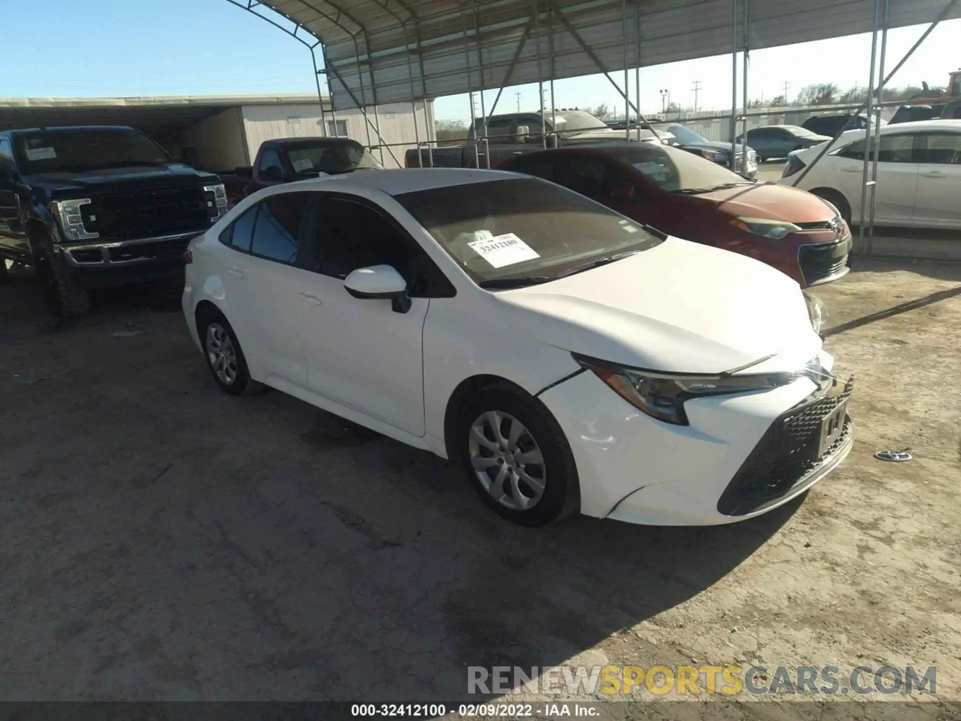 1 Photograph of a damaged car 5YFEPRAE1LP077731 TOYOTA COROLLA 2020