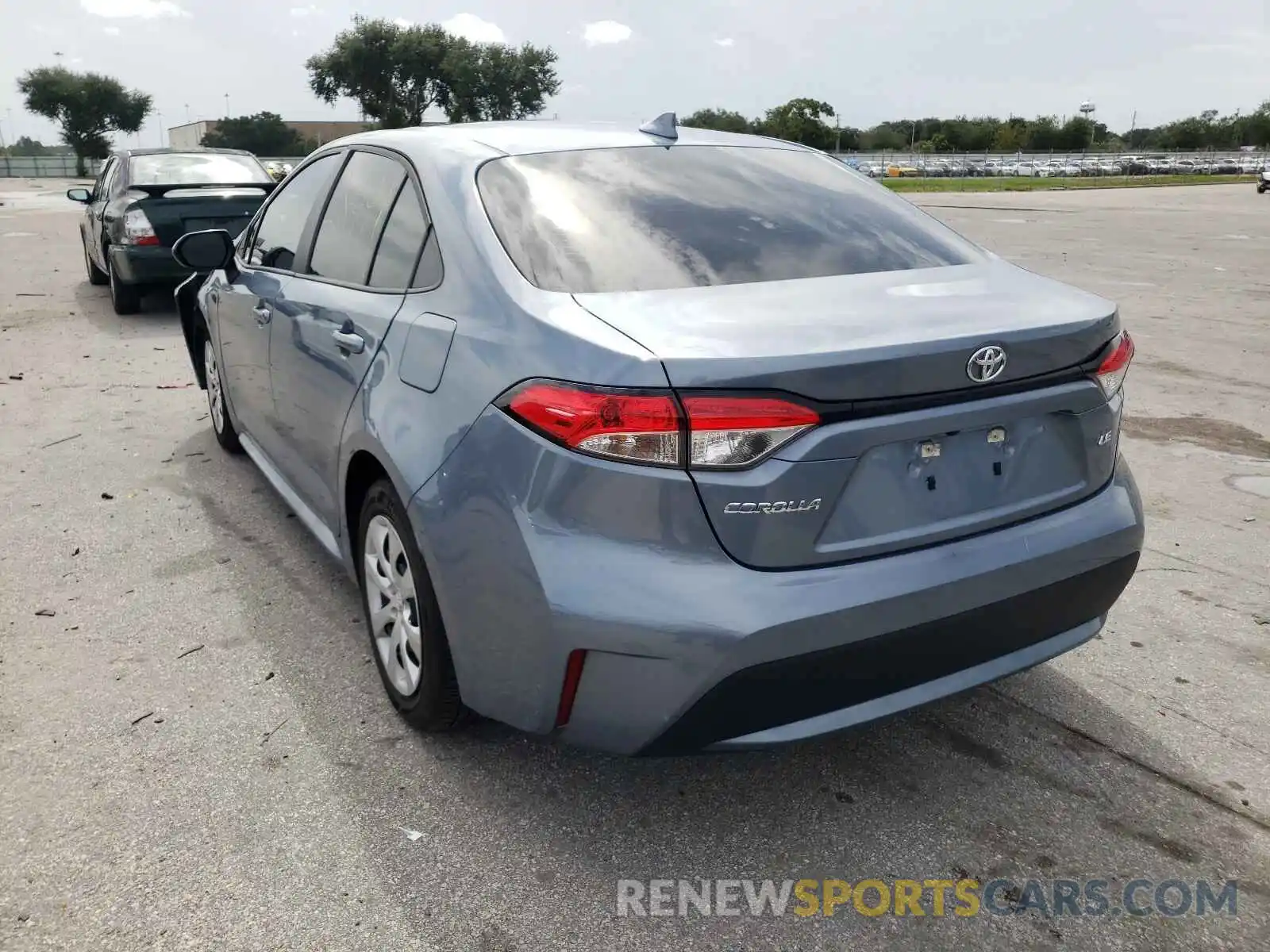 3 Photograph of a damaged car 5YFEPRAE1LP080032 TOYOTA COROLLA 2020