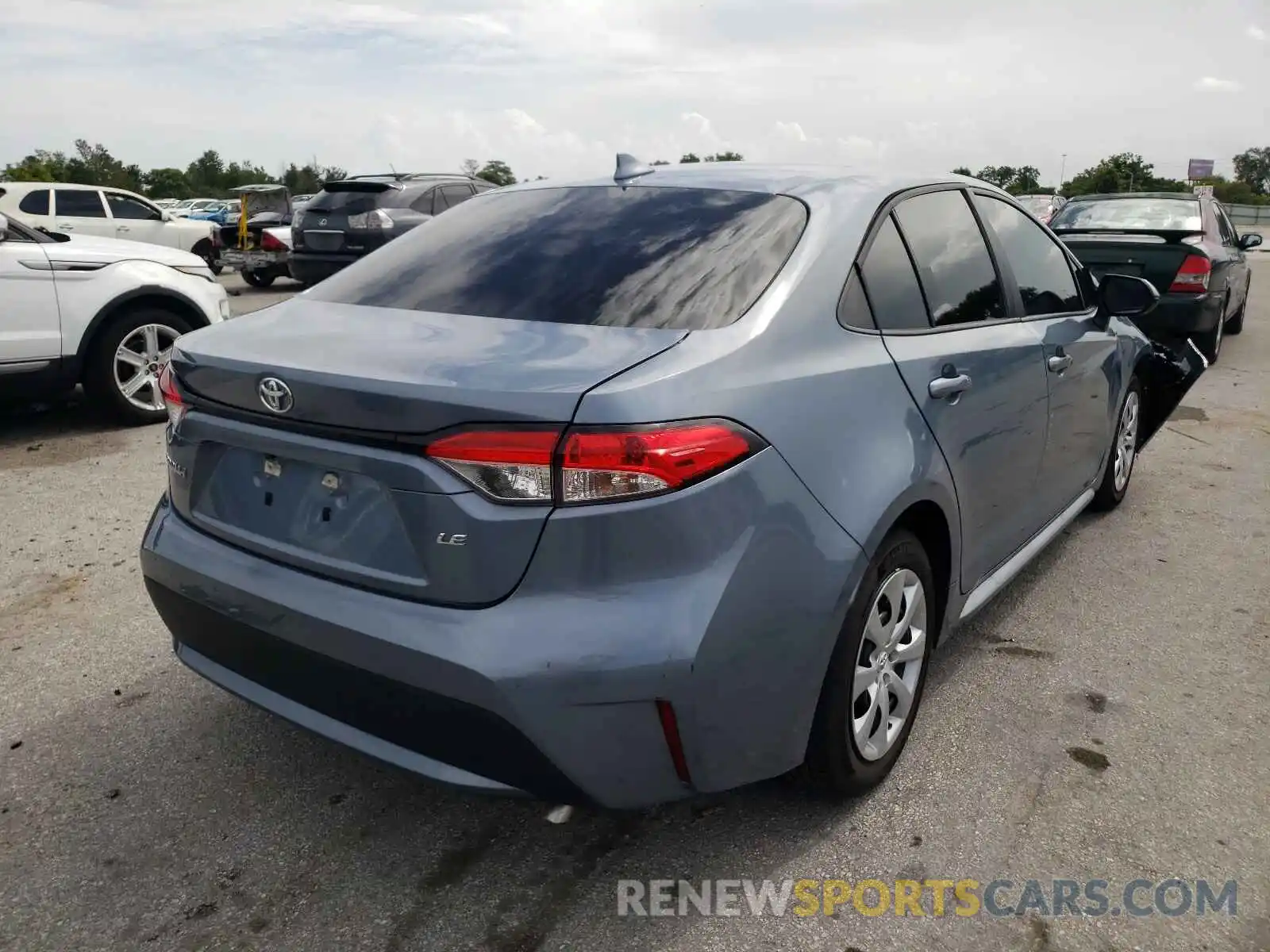 4 Photograph of a damaged car 5YFEPRAE1LP080032 TOYOTA COROLLA 2020