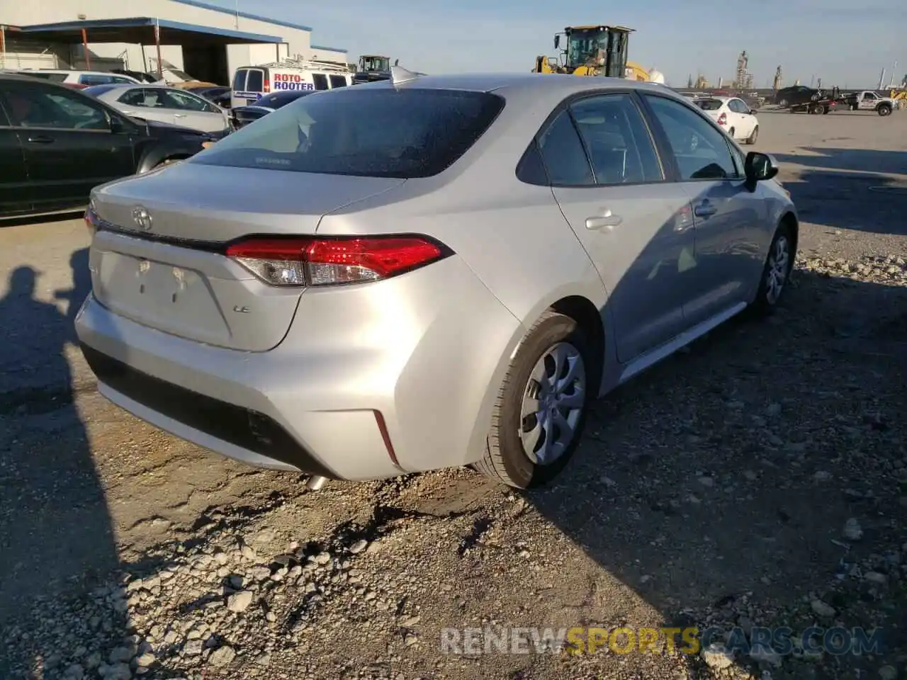 4 Photograph of a damaged car 5YFEPRAE1LP080368 TOYOTA COROLLA 2020