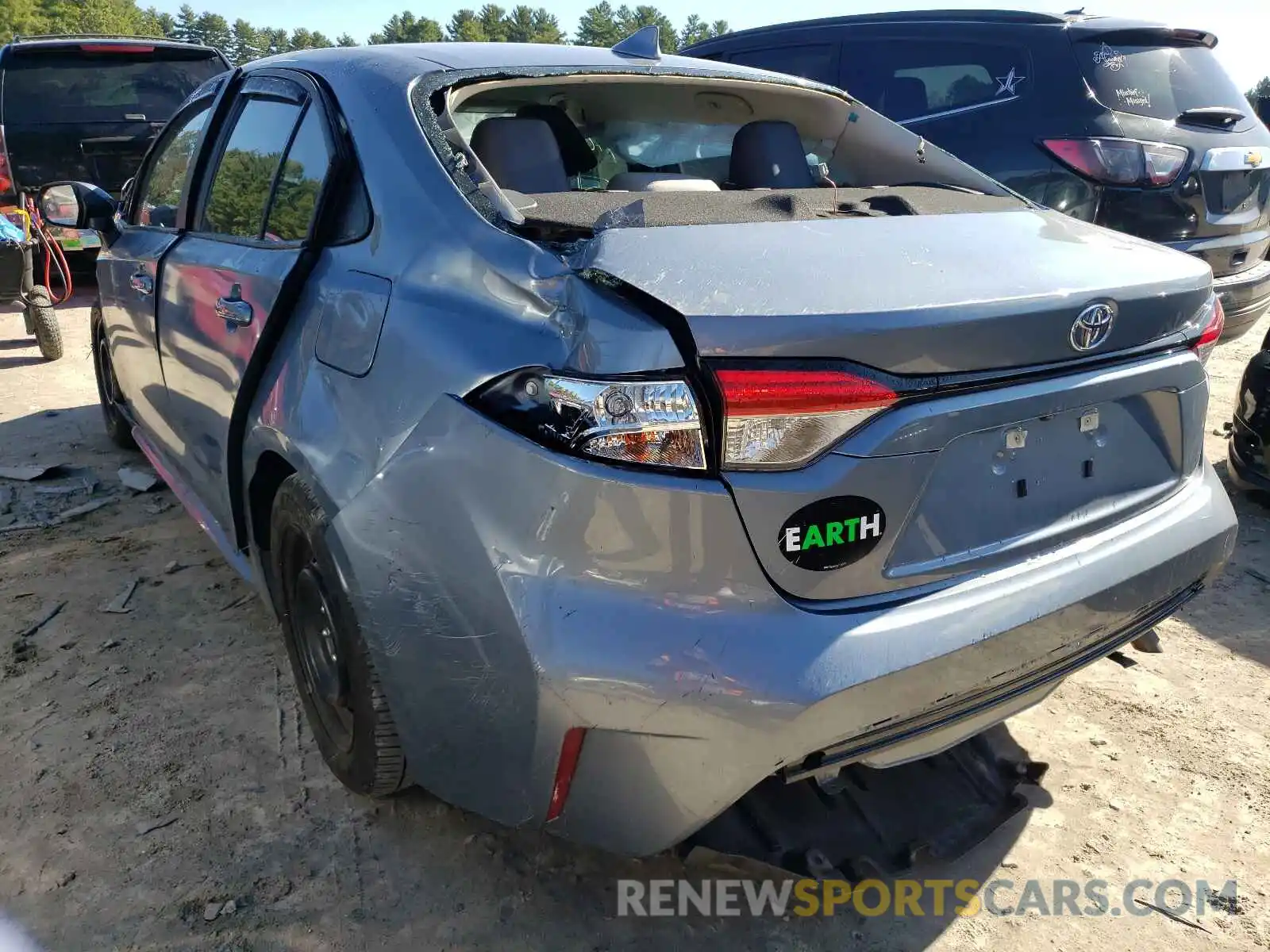 3 Photograph of a damaged car 5YFEPRAE1LP083402 TOYOTA COROLLA 2020