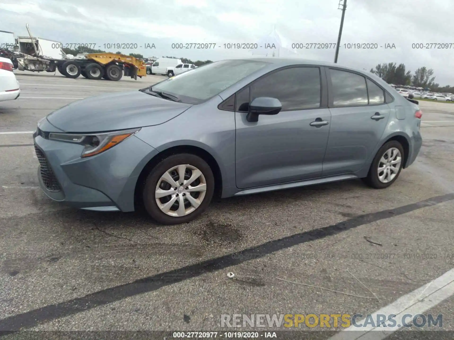 2 Photograph of a damaged car 5YFEPRAE1LP083609 TOYOTA COROLLA 2020