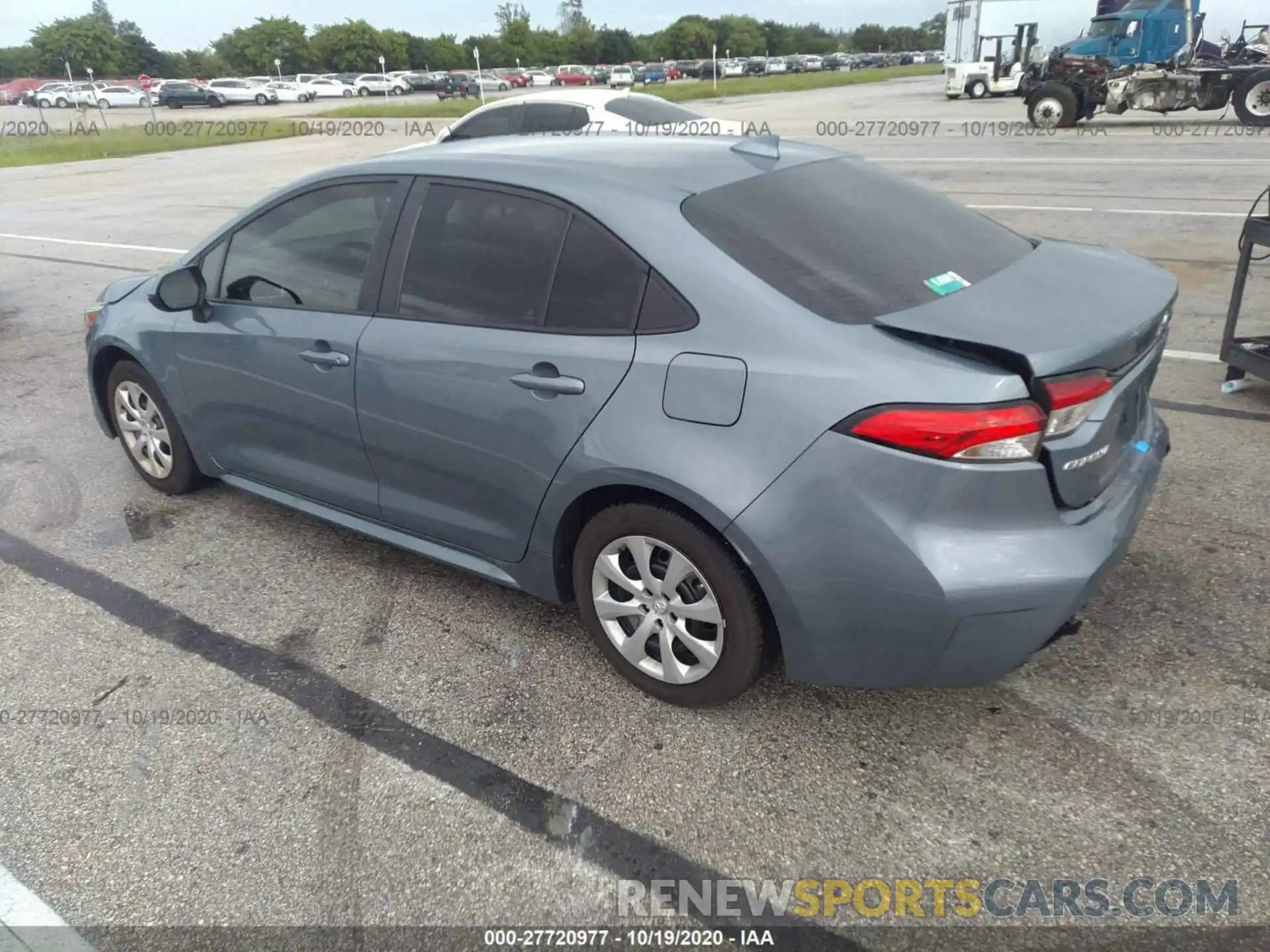 3 Photograph of a damaged car 5YFEPRAE1LP083609 TOYOTA COROLLA 2020