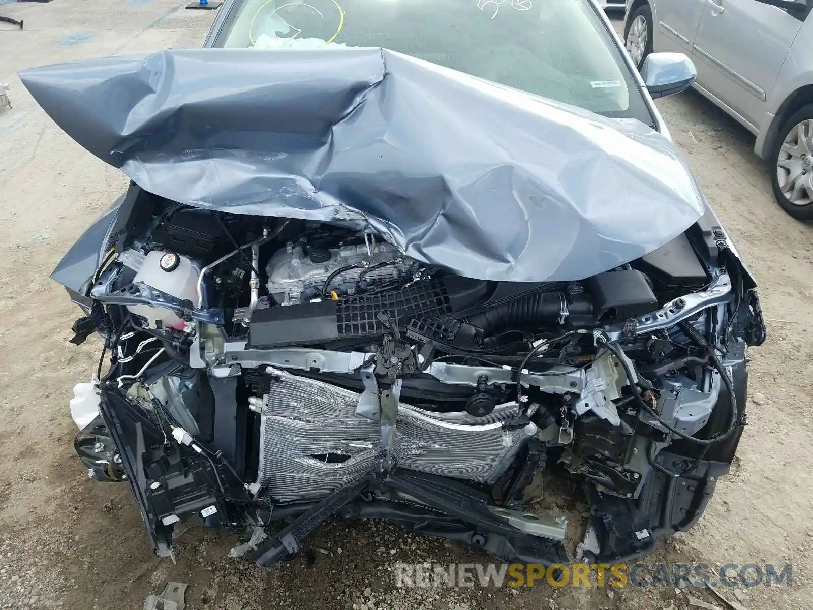 9 Photograph of a damaged car 5YFEPRAE1LP085084 TOYOTA COROLLA 2020