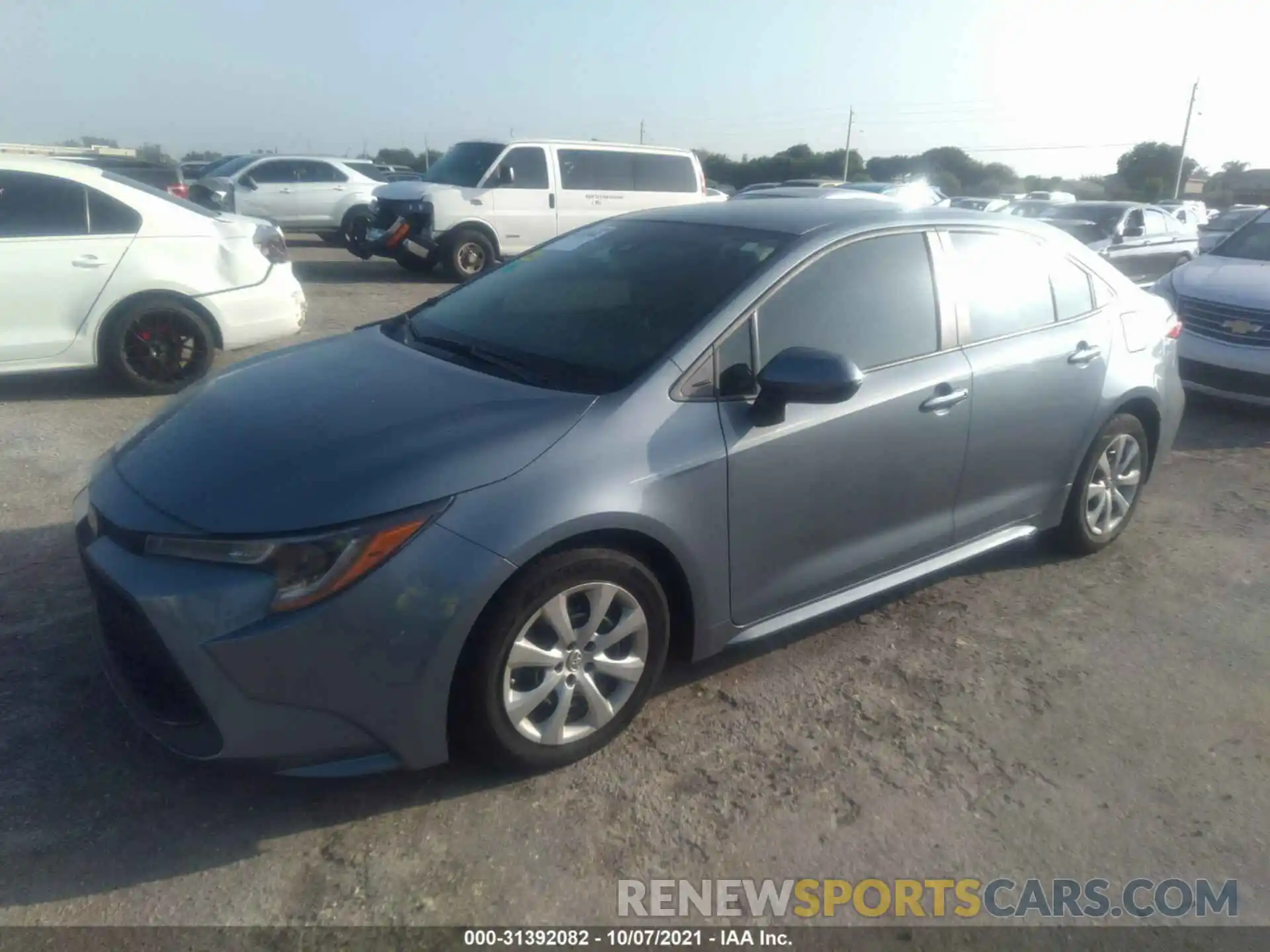 2 Photograph of a damaged car 5YFEPRAE1LP085697 TOYOTA COROLLA 2020