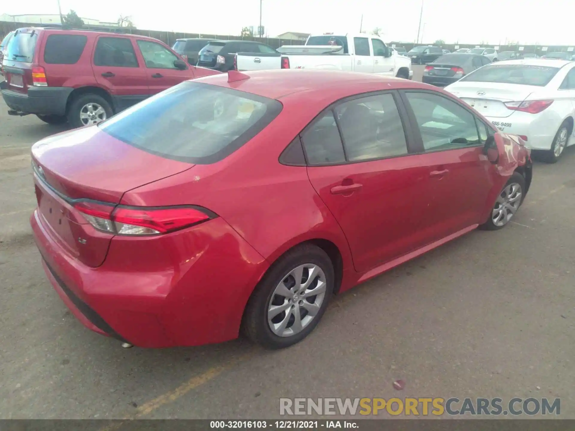 4 Photograph of a damaged car 5YFEPRAE1LP086011 TOYOTA COROLLA 2020