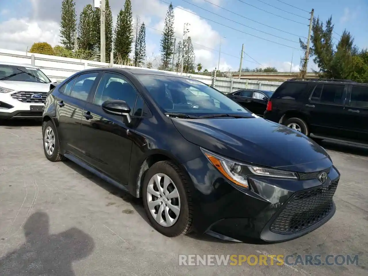 1 Photograph of a damaged car 5YFEPRAE1LP086672 TOYOTA COROLLA 2020