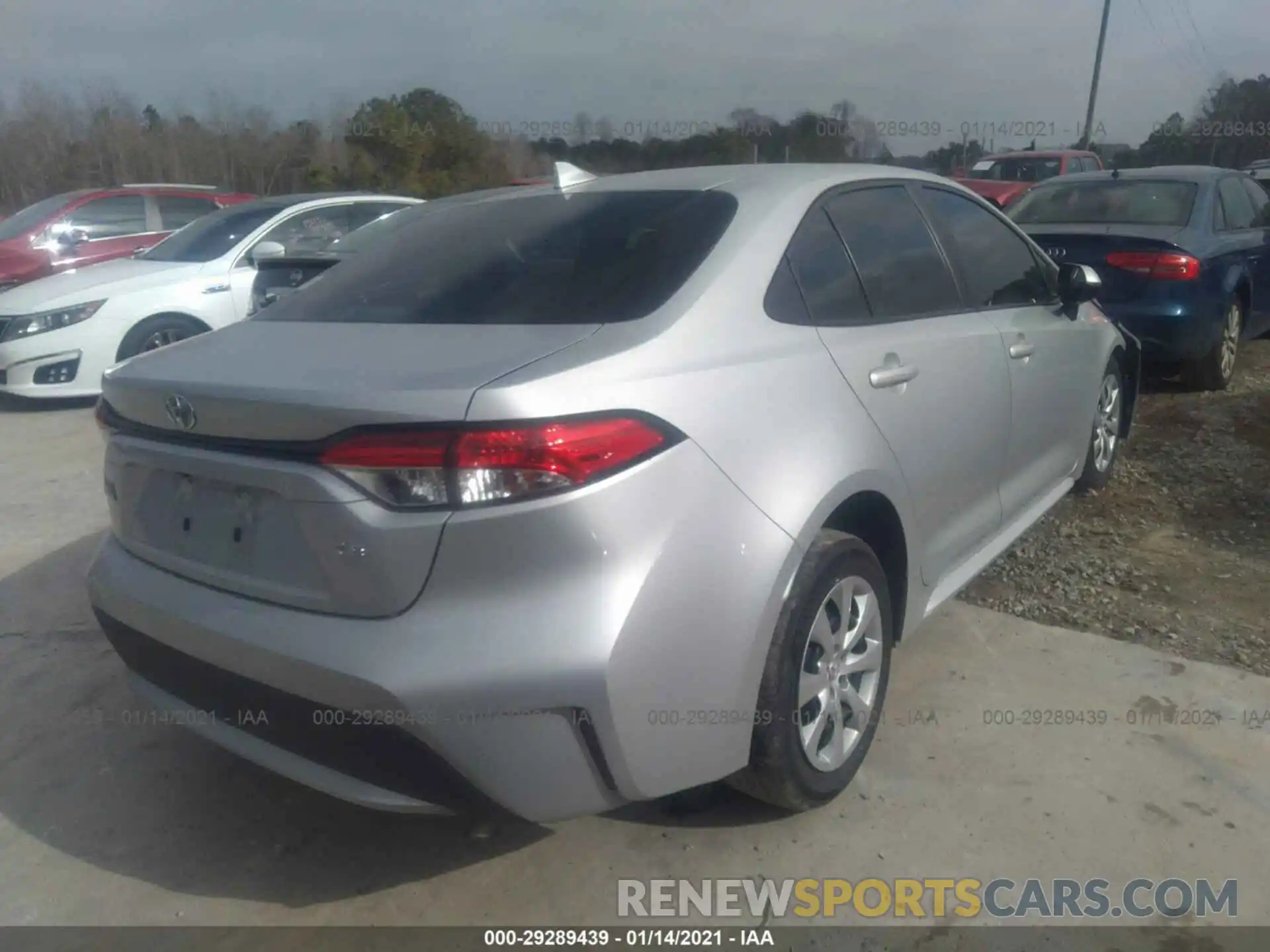 4 Photograph of a damaged car 5YFEPRAE1LP086915 TOYOTA COROLLA 2020