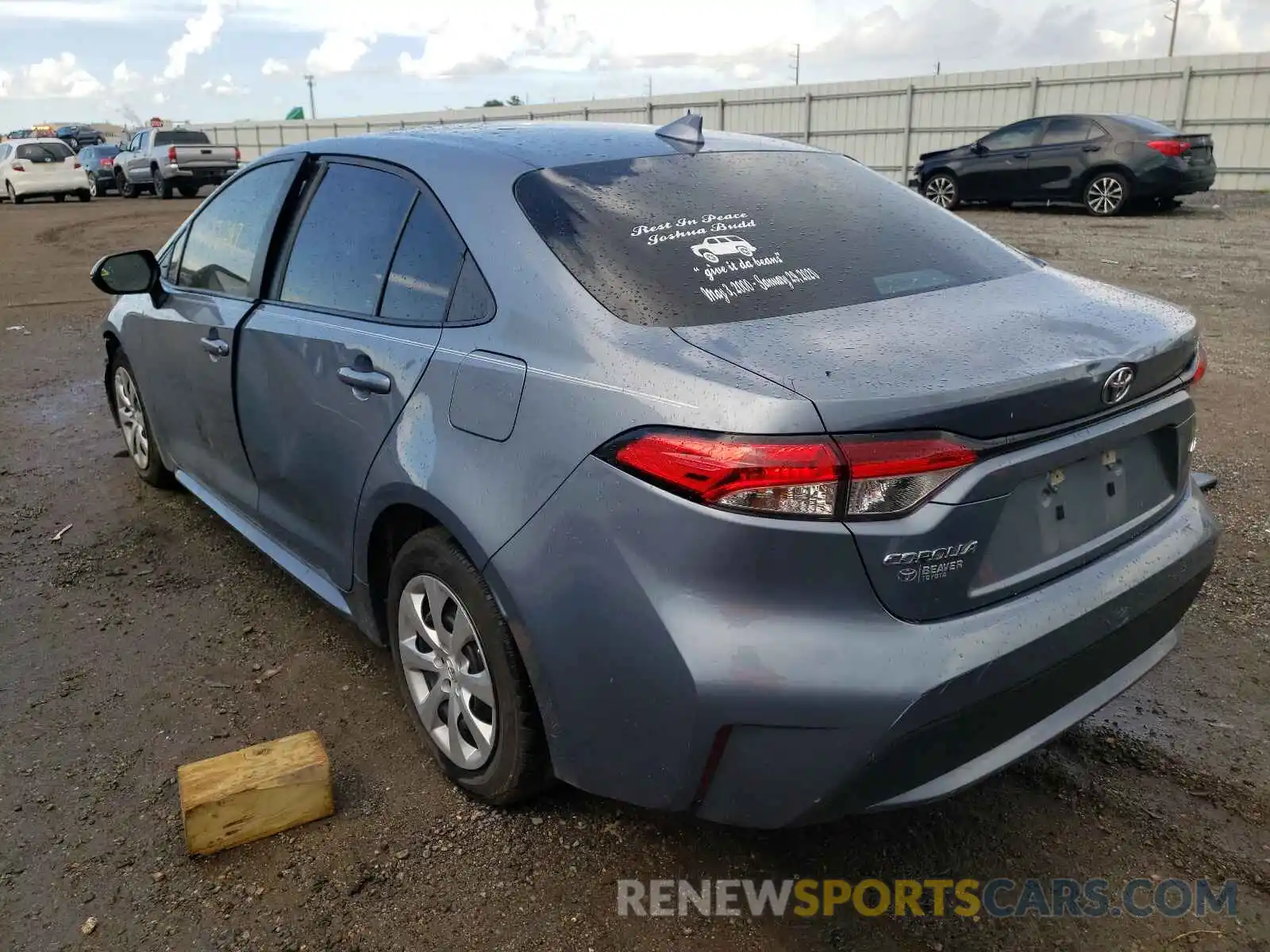 3 Photograph of a damaged car 5YFEPRAE1LP087983 TOYOTA COROLLA 2020