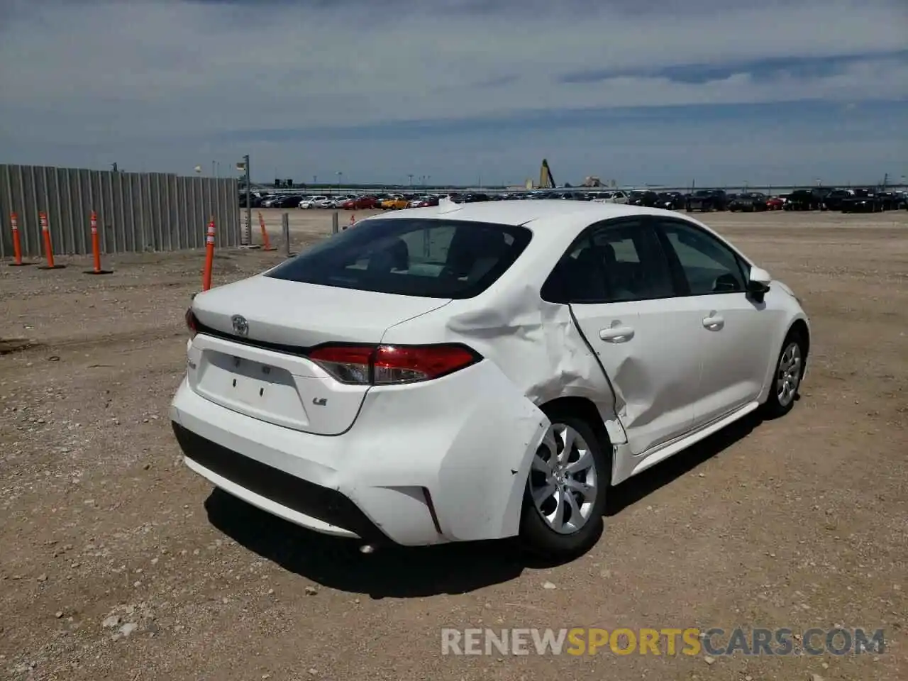 4 Photograph of a damaged car 5YFEPRAE1LP088146 TOYOTA COROLLA 2020