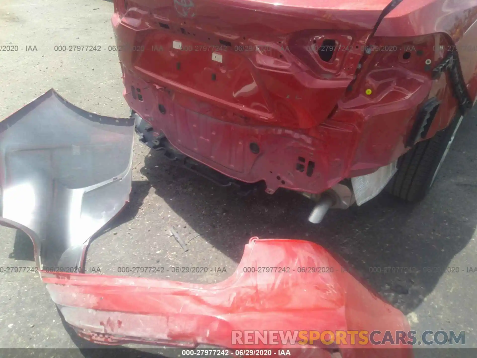 6 Photograph of a damaged car 5YFEPRAE1LP090446 TOYOTA COROLLA 2020