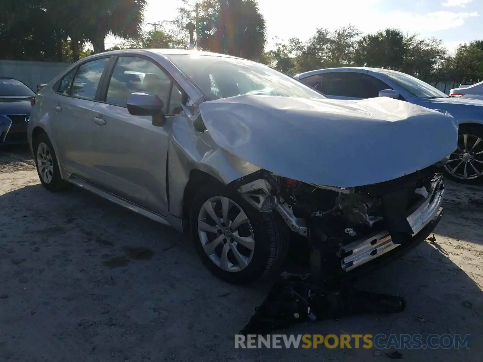 1 Photograph of a damaged car 5YFEPRAE1LP090950 TOYOTA COROLLA 2020