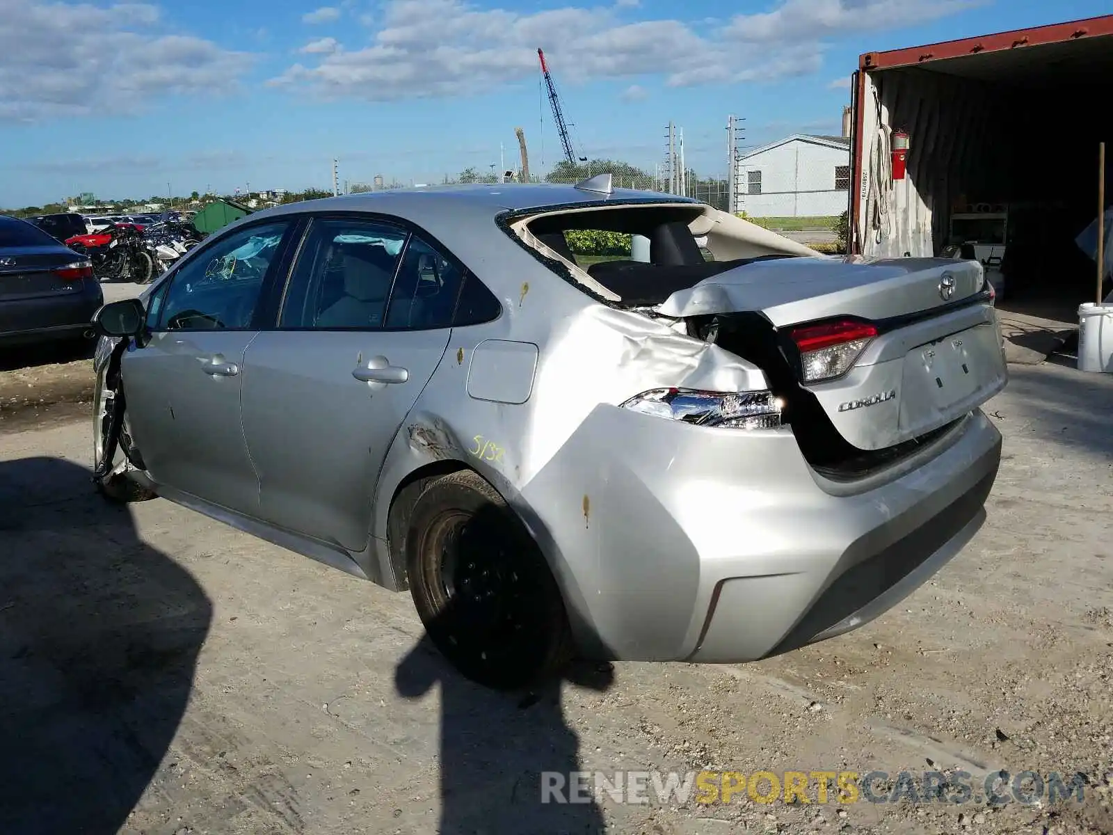 3 Photograph of a damaged car 5YFEPRAE1LP090950 TOYOTA COROLLA 2020