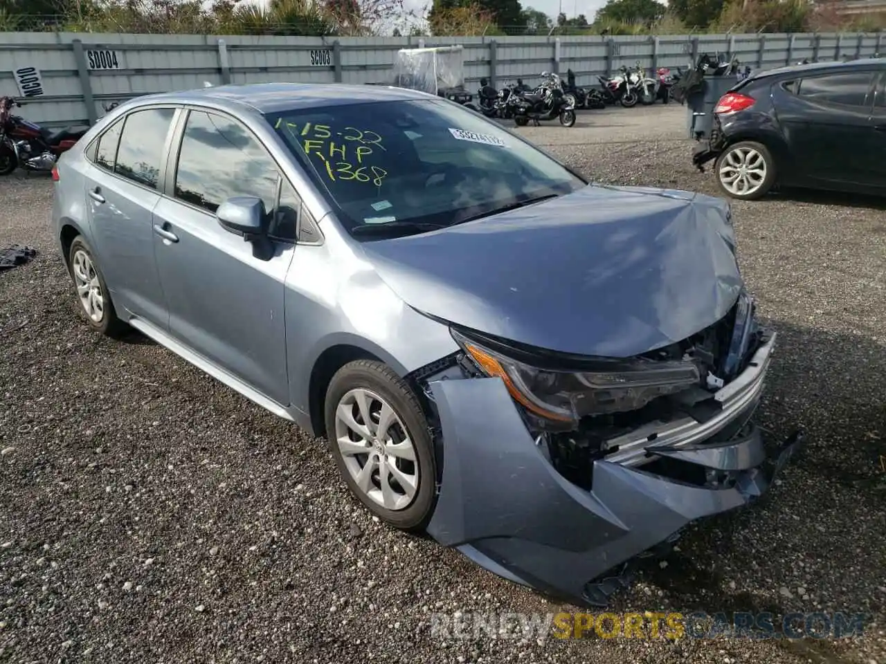 1 Photograph of a damaged car 5YFEPRAE1LP091368 TOYOTA COROLLA 2020