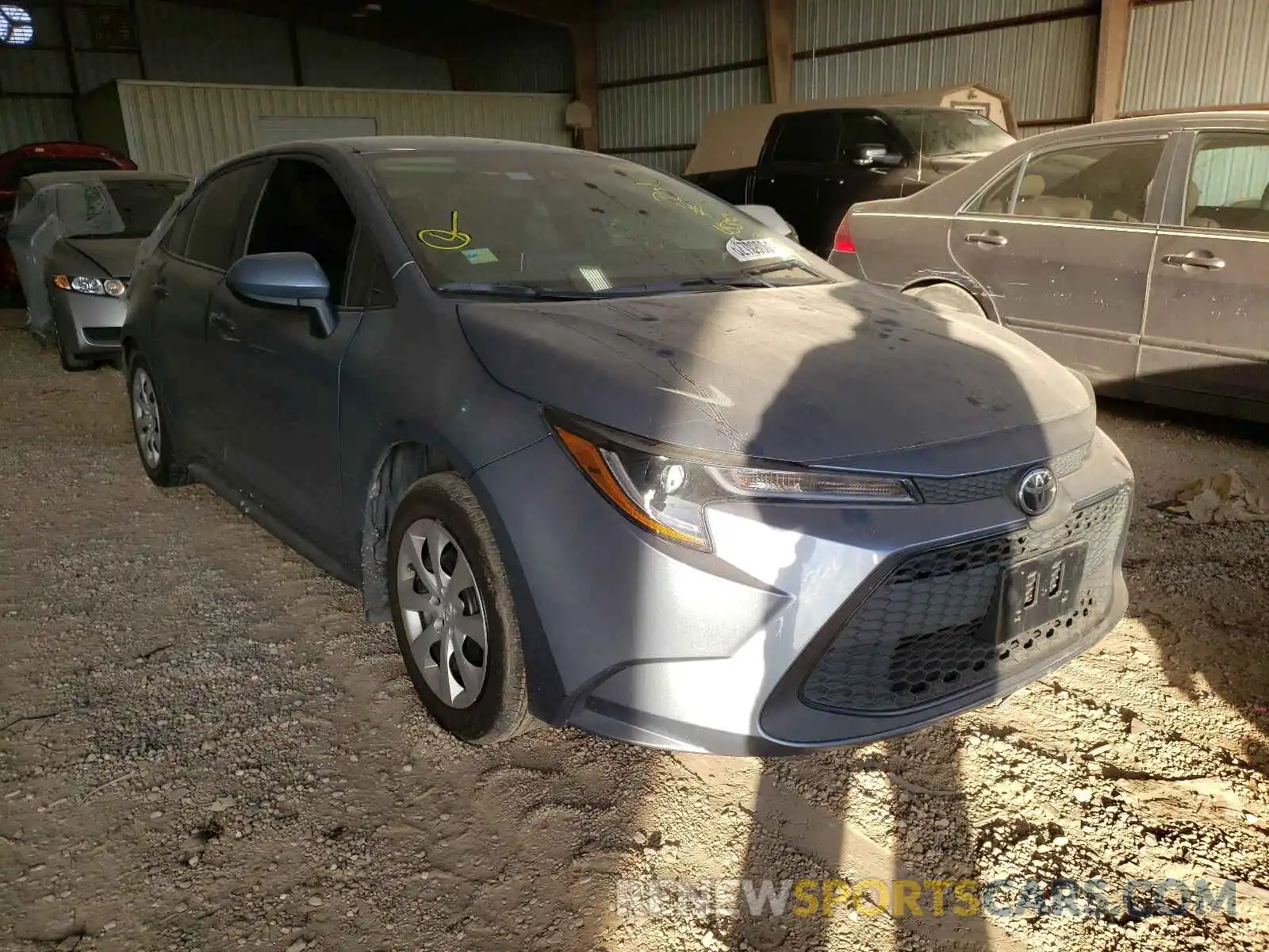 1 Photograph of a damaged car 5YFEPRAE1LP091628 TOYOTA COROLLA 2020