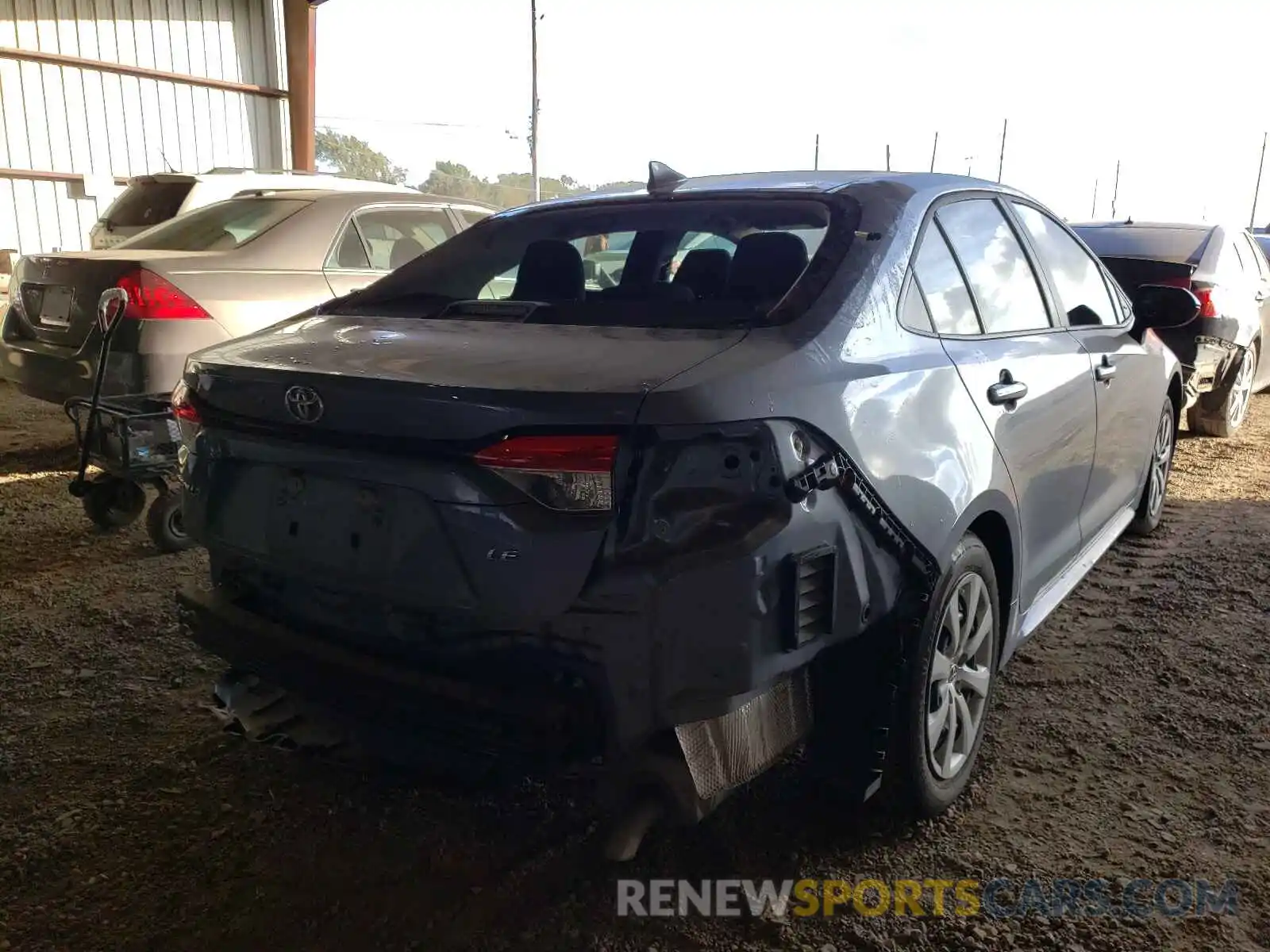 4 Photograph of a damaged car 5YFEPRAE1LP091628 TOYOTA COROLLA 2020