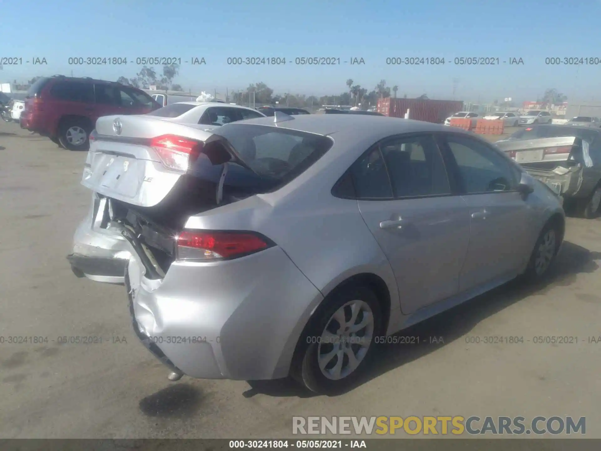 4 Photograph of a damaged car 5YFEPRAE1LP092018 TOYOTA COROLLA 2020