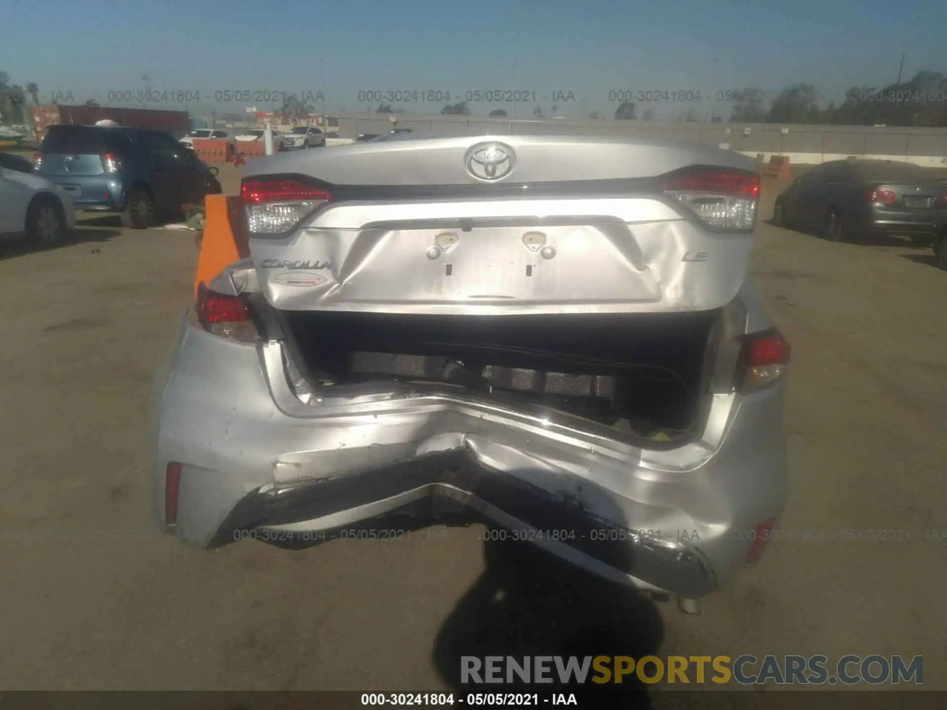 6 Photograph of a damaged car 5YFEPRAE1LP092018 TOYOTA COROLLA 2020