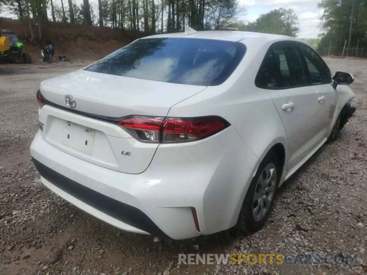 4 Photograph of a damaged car 5YFEPRAE1LP092889 TOYOTA COROLLA 2020