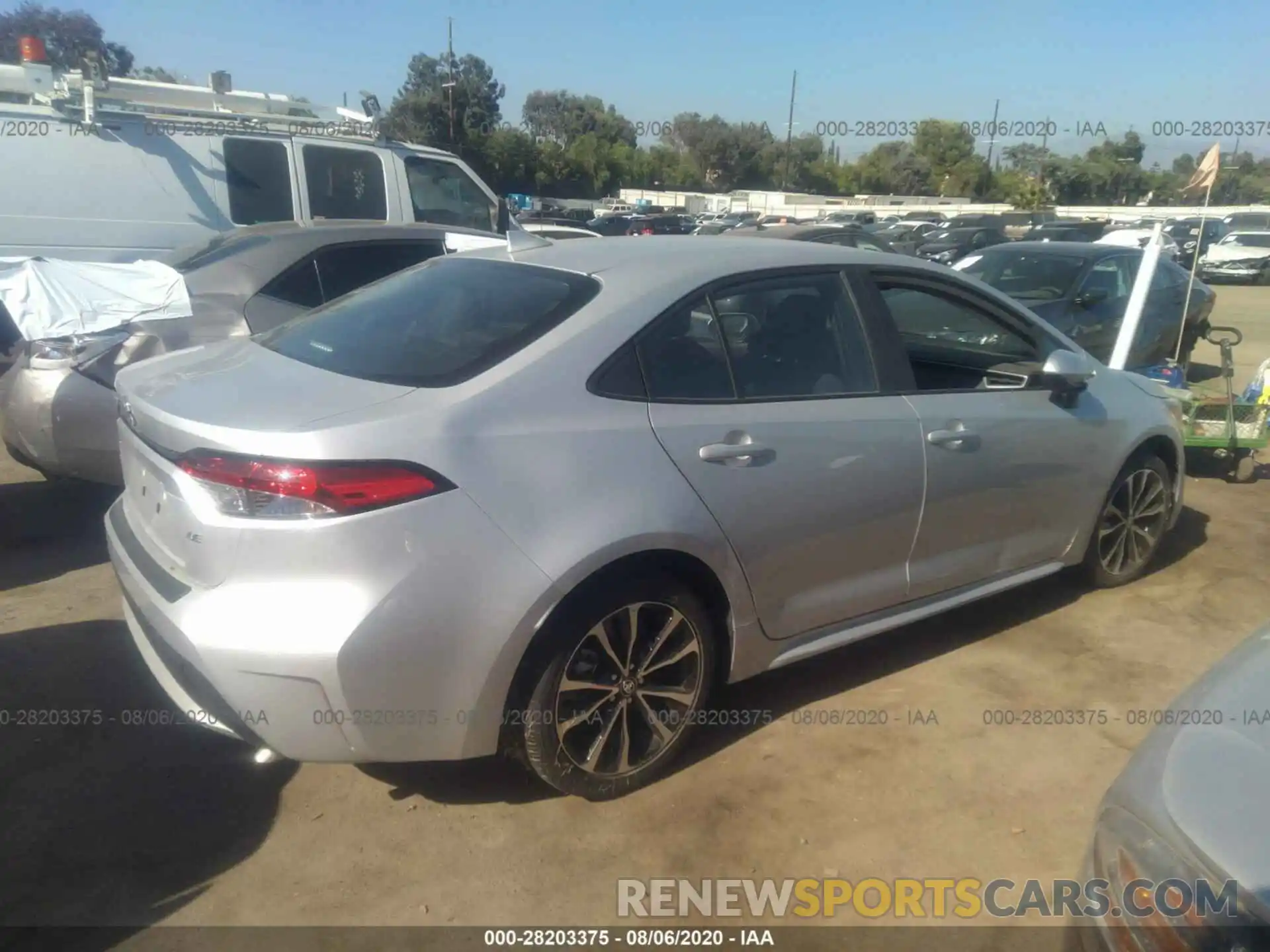 4 Photograph of a damaged car 5YFEPRAE1LP093122 TOYOTA COROLLA 2020