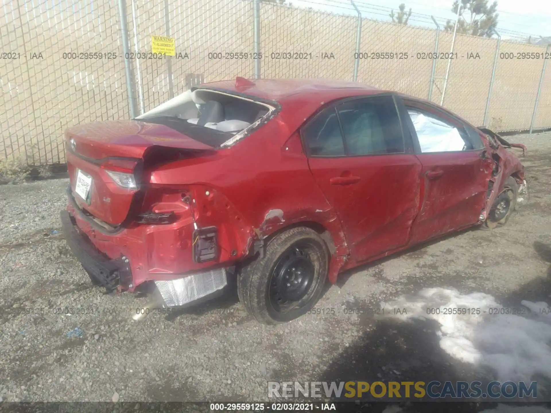 4 Photograph of a damaged car 5YFEPRAE1LP093170 TOYOTA COROLLA 2020