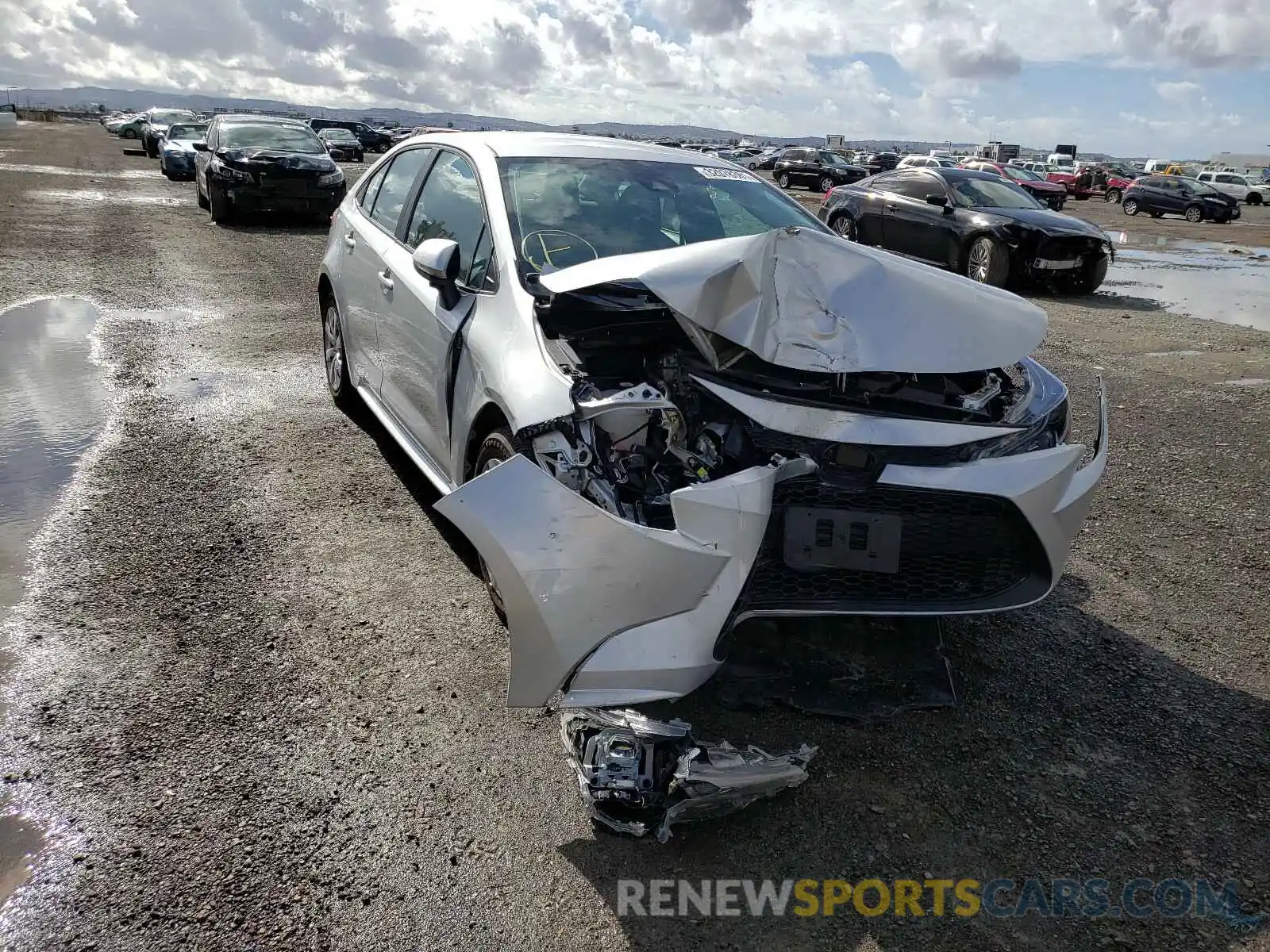 1 Photograph of a damaged car 5YFEPRAE1LP094187 TOYOTA COROLLA 2020