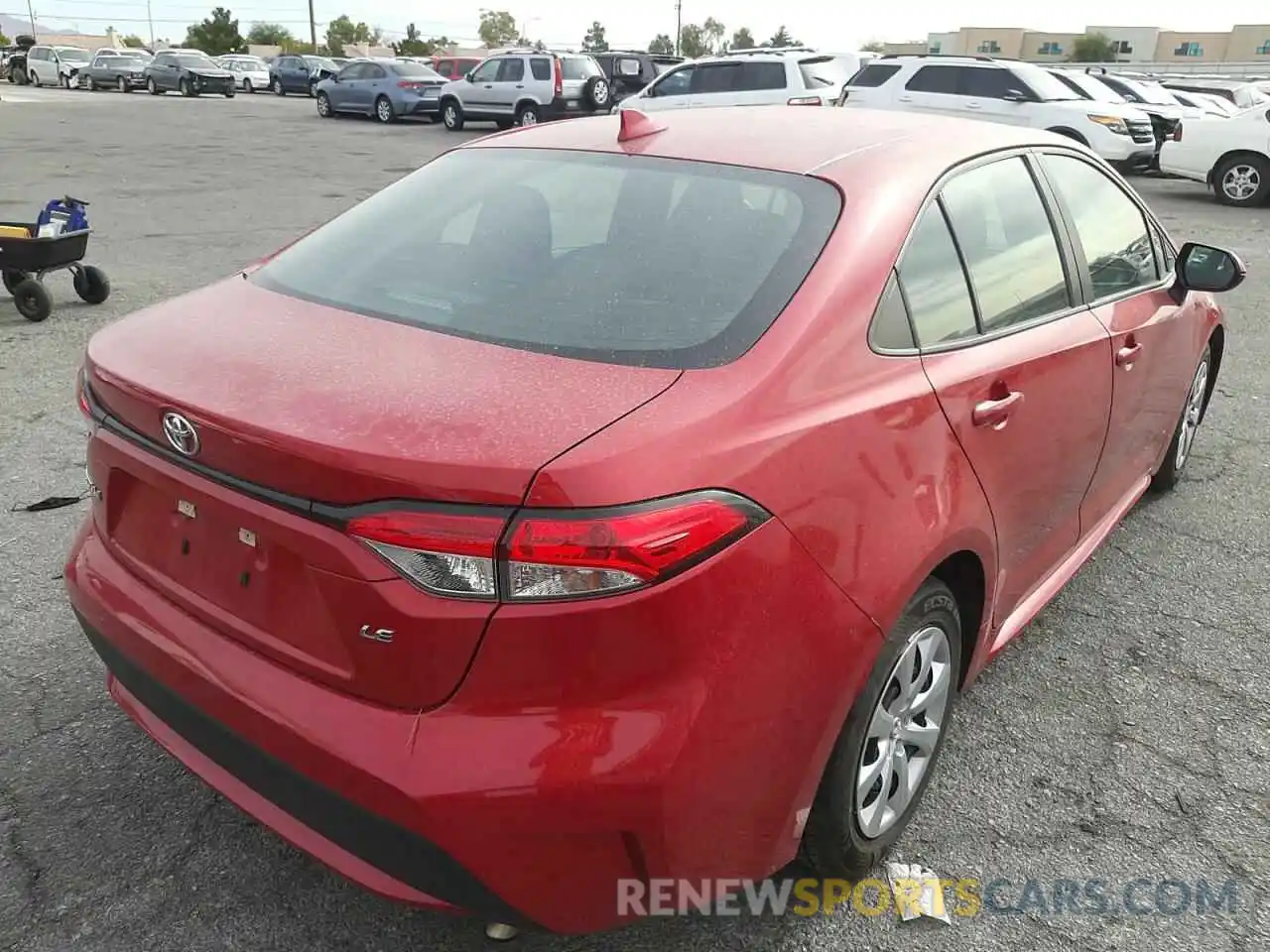 4 Photograph of a damaged car 5YFEPRAE1LP094500 TOYOTA COROLLA 2020