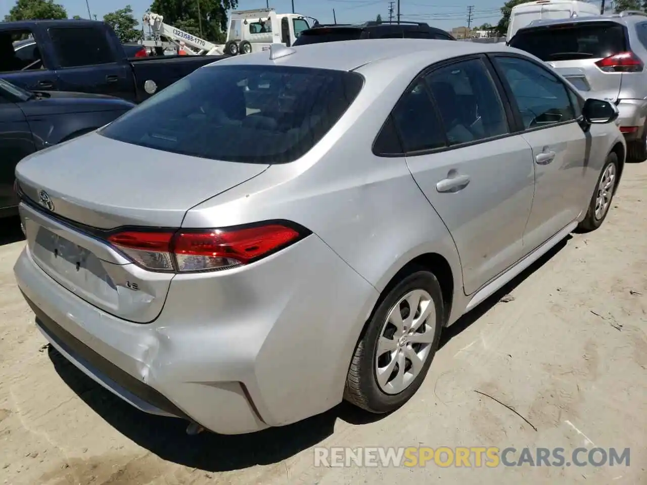 4 Photograph of a damaged car 5YFEPRAE1LP096649 TOYOTA COROLLA 2020