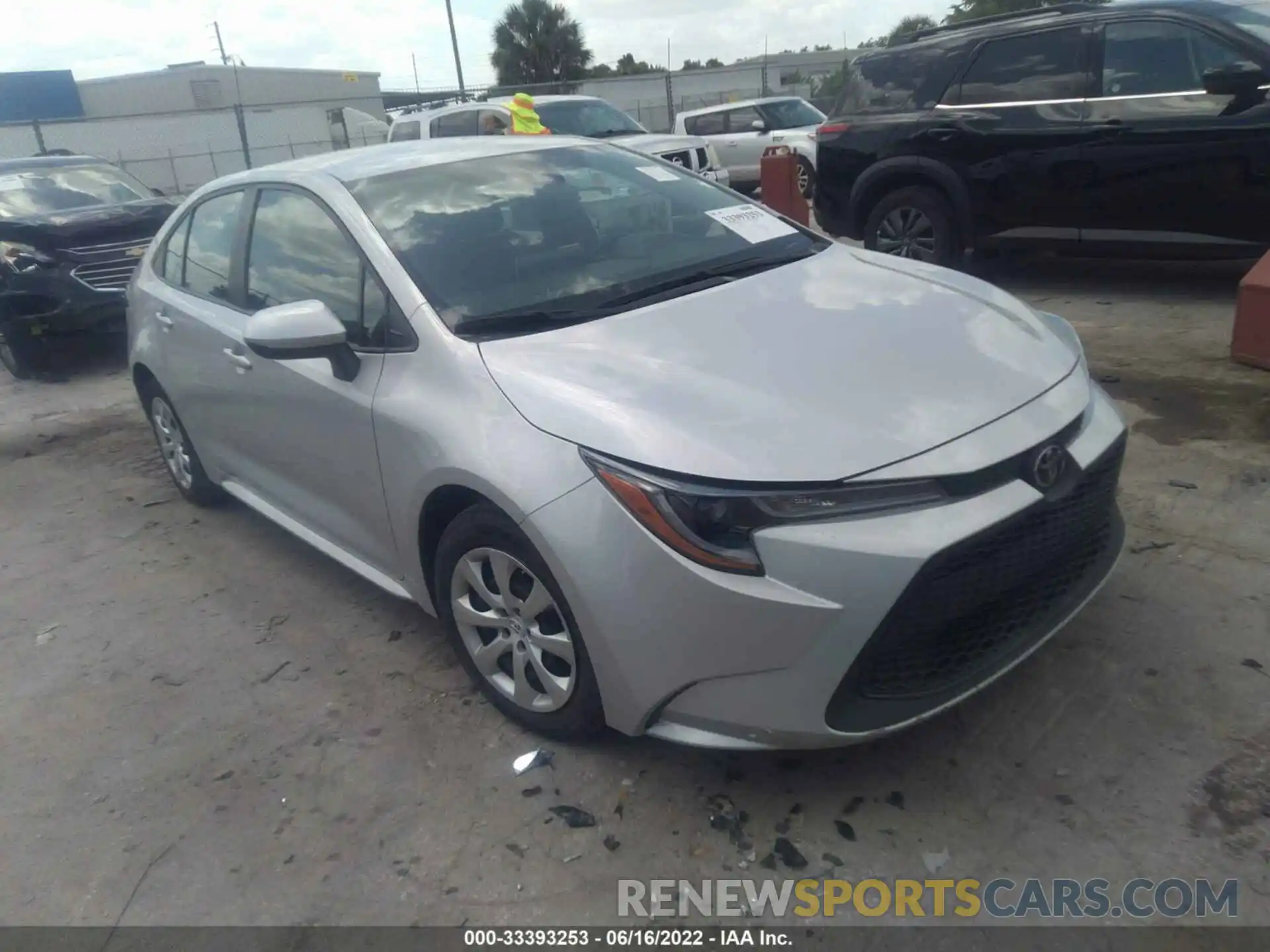 1 Photograph of a damaged car 5YFEPRAE1LP096697 TOYOTA COROLLA 2020