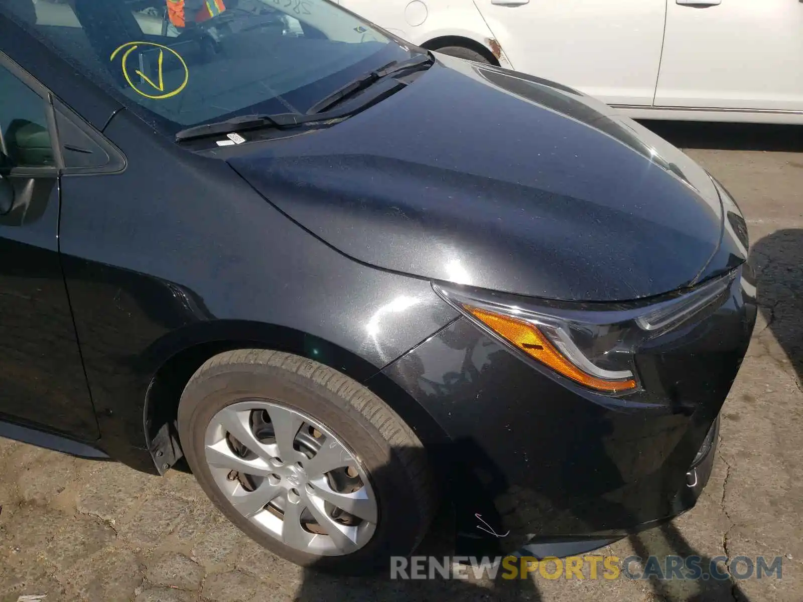 9 Photograph of a damaged car 5YFEPRAE1LP097168 TOYOTA COROLLA 2020