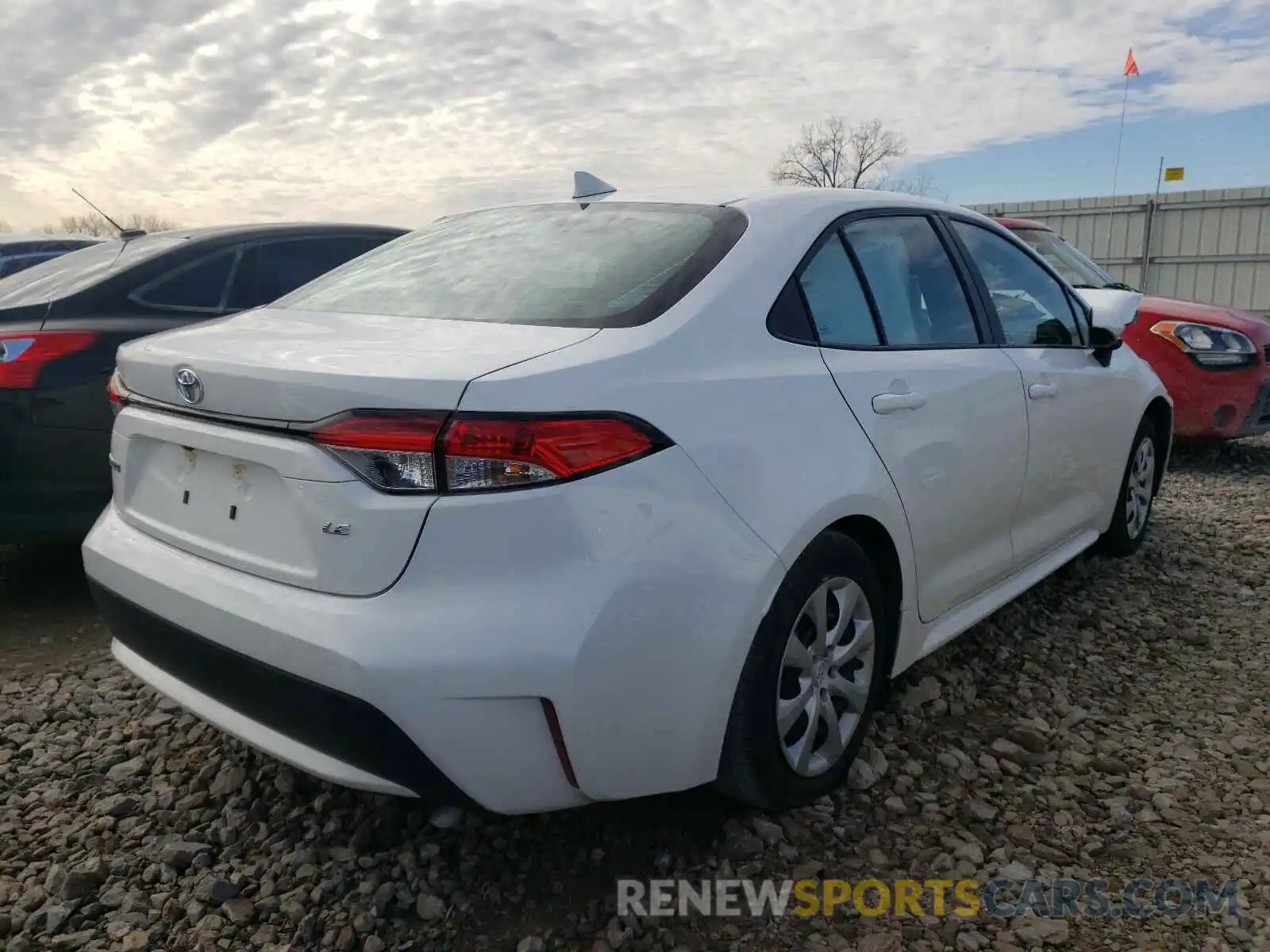 4 Photograph of a damaged car 5YFEPRAE1LP097834 TOYOTA COROLLA 2020