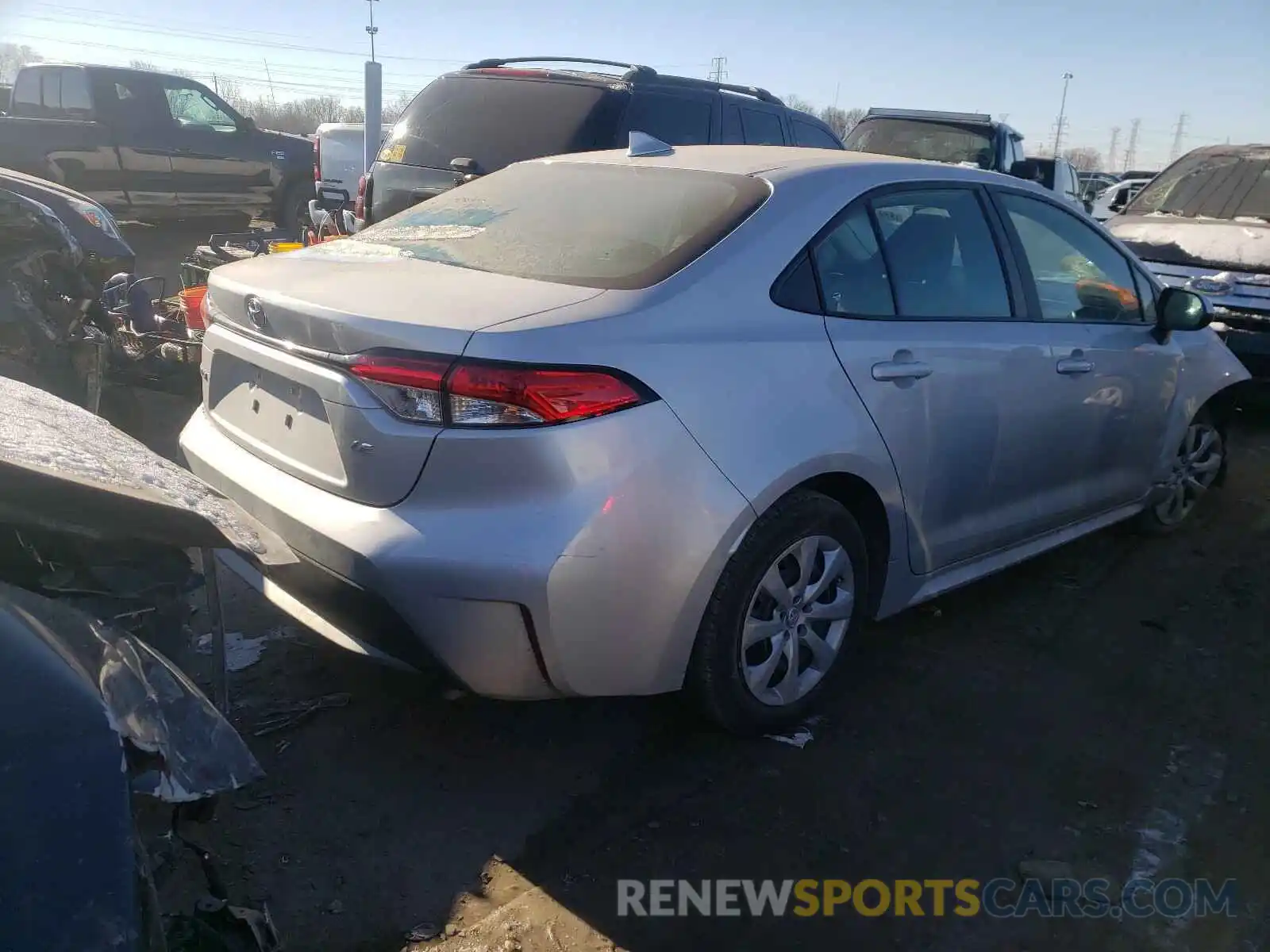 4 Photograph of a damaged car 5YFEPRAE1LP097879 TOYOTA COROLLA 2020