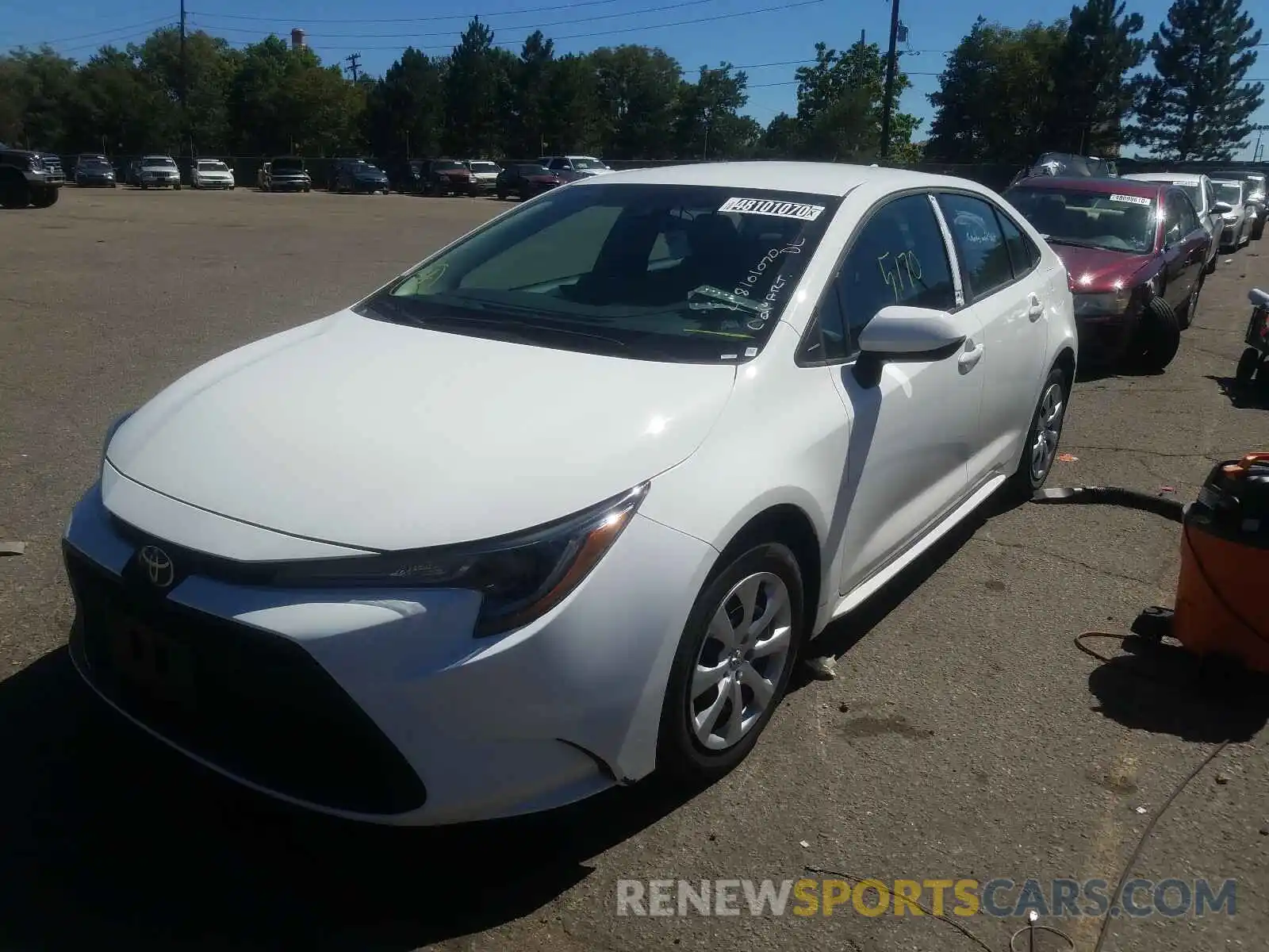 2 Photograph of a damaged car 5YFEPRAE1LP098367 TOYOTA COROLLA 2020