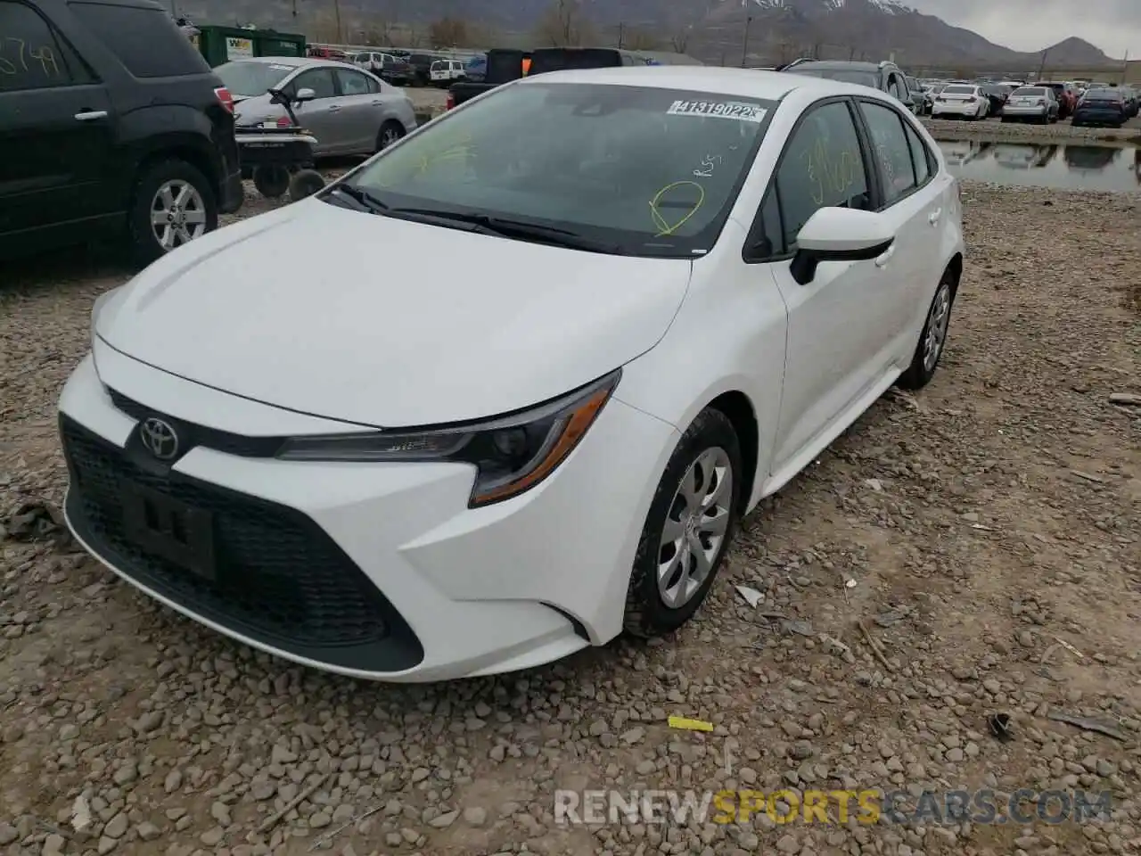 2 Photograph of a damaged car 5YFEPRAE1LP098448 TOYOTA COROLLA 2020