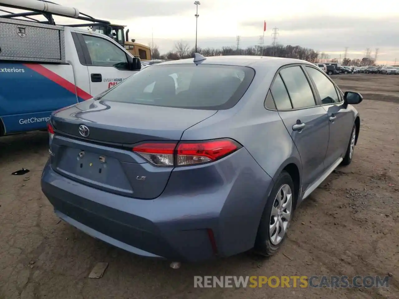 4 Photograph of a damaged car 5YFEPRAE1LP098742 TOYOTA COROLLA 2020