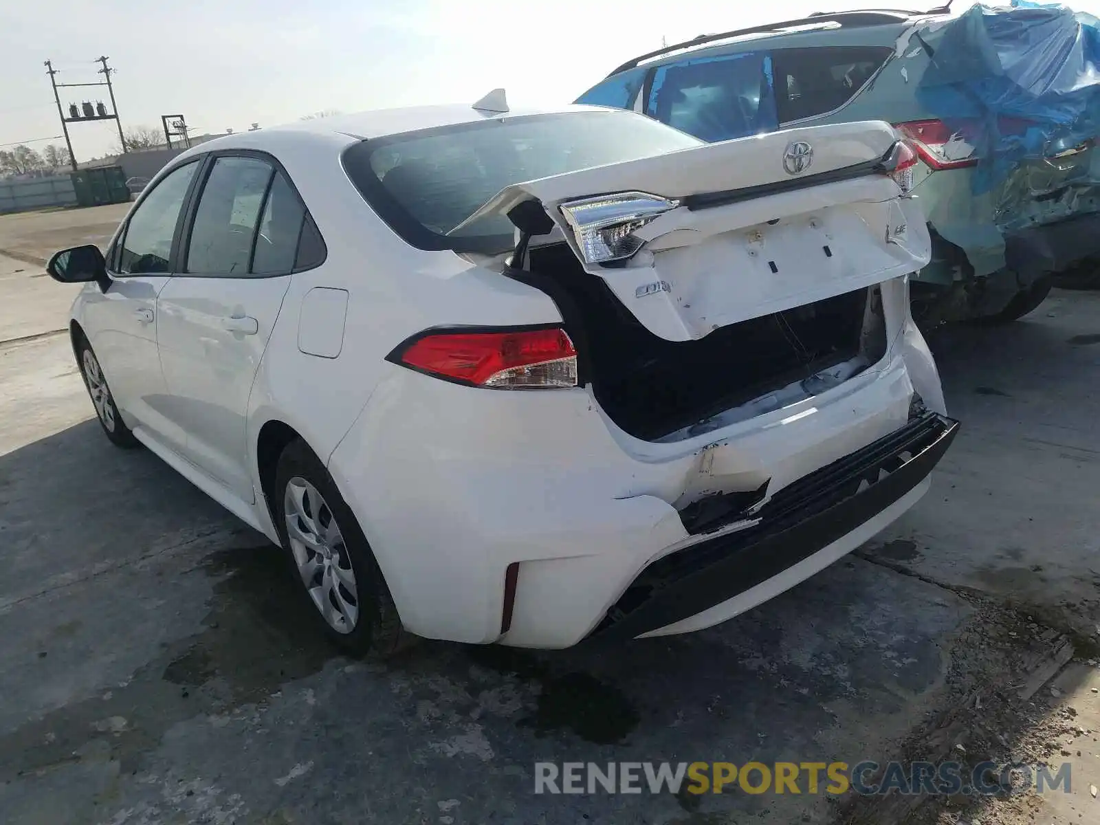 3 Photograph of a damaged car 5YFEPRAE1LP098949 TOYOTA COROLLA 2020