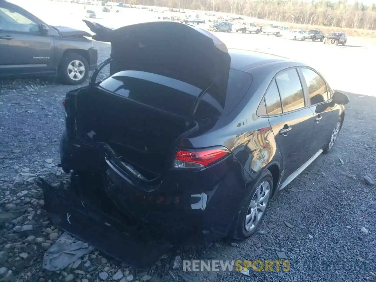 4 Photograph of a damaged car 5YFEPRAE1LP099292 TOYOTA COROLLA 2020