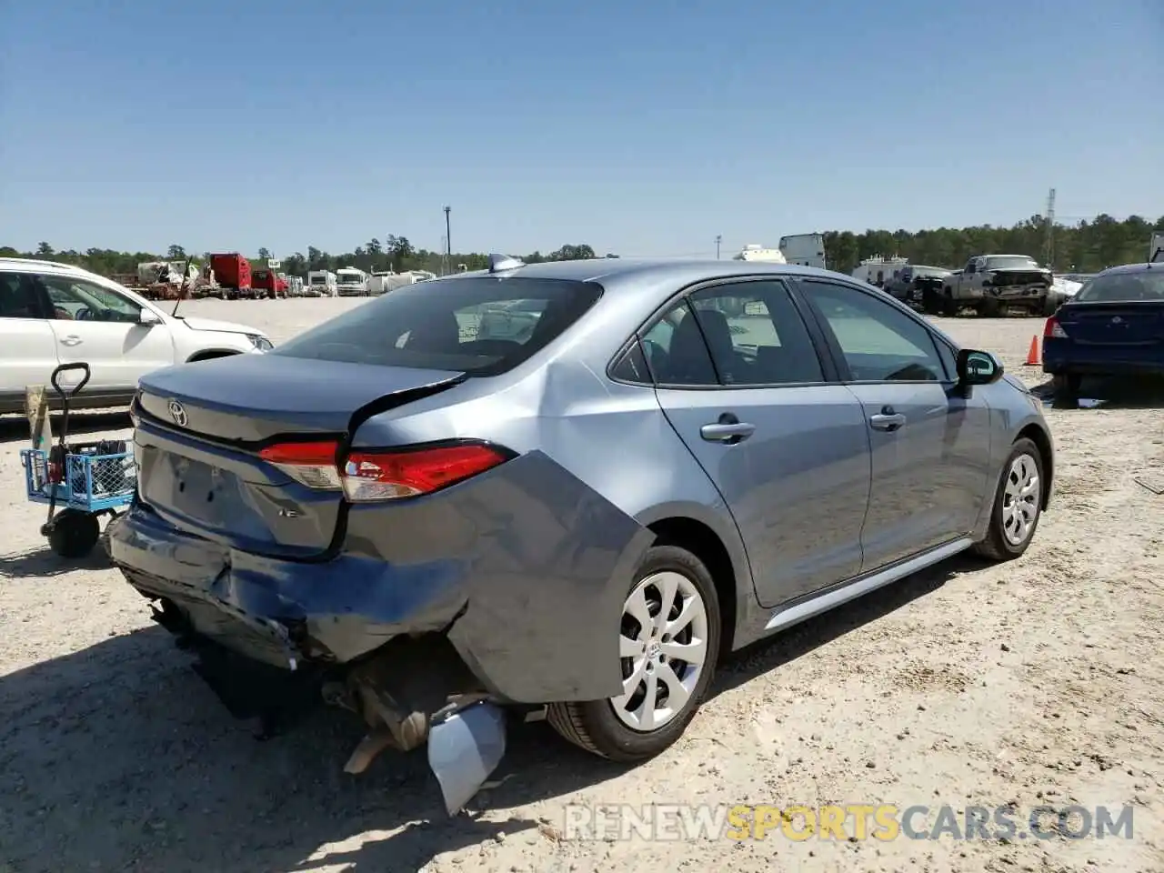 4 Photograph of a damaged car 5YFEPRAE1LP100747 TOYOTA COROLLA 2020