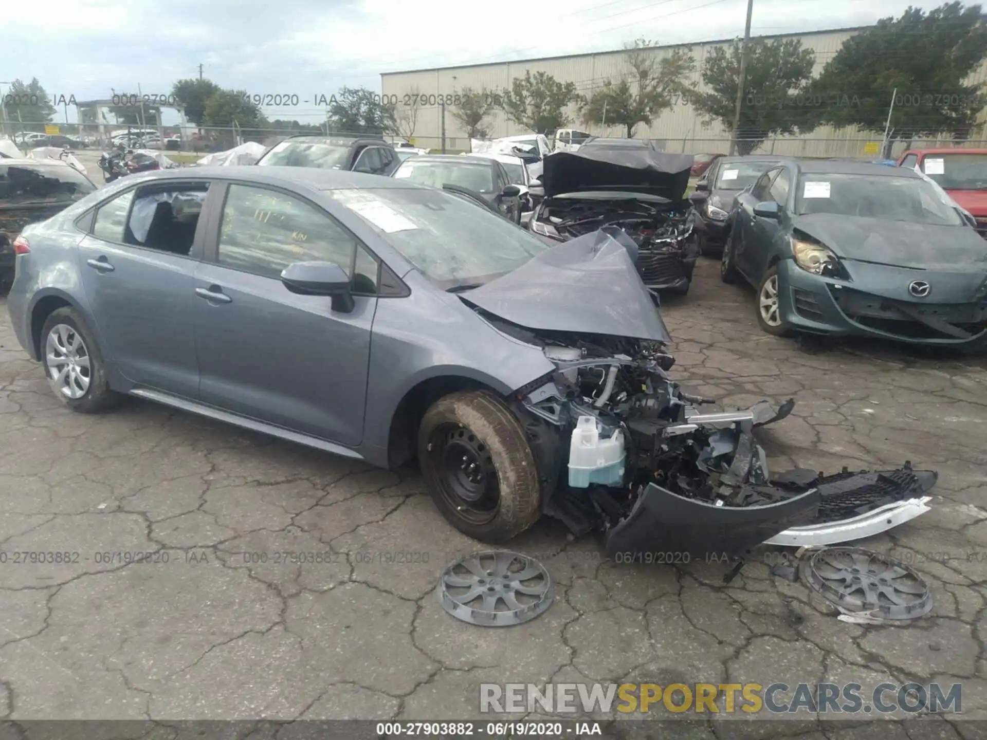 1 Photograph of a damaged car 5YFEPRAE1LP101879 TOYOTA COROLLA 2020