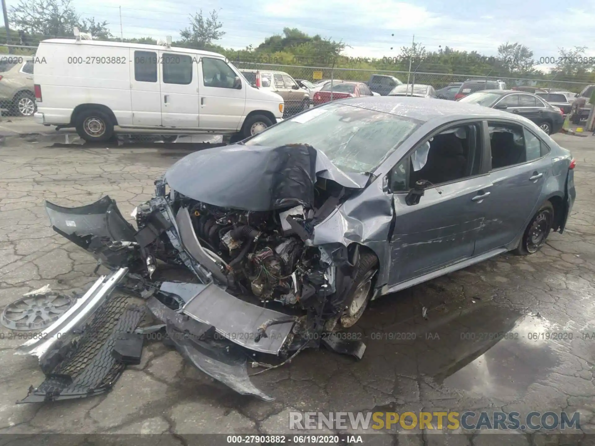 2 Photograph of a damaged car 5YFEPRAE1LP101879 TOYOTA COROLLA 2020