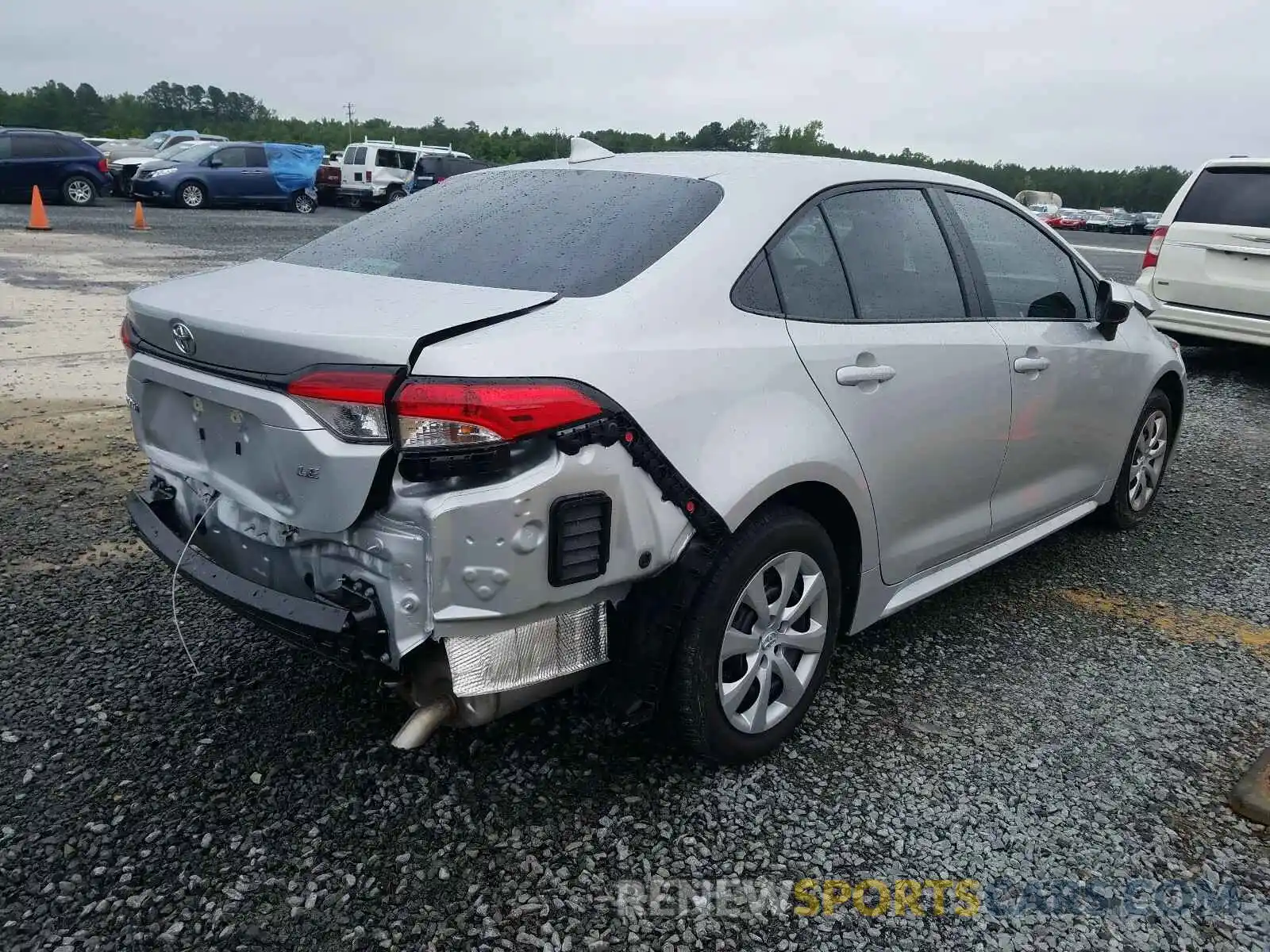 4 Photograph of a damaged car 5YFEPRAE1LP102286 TOYOTA COROLLA 2020