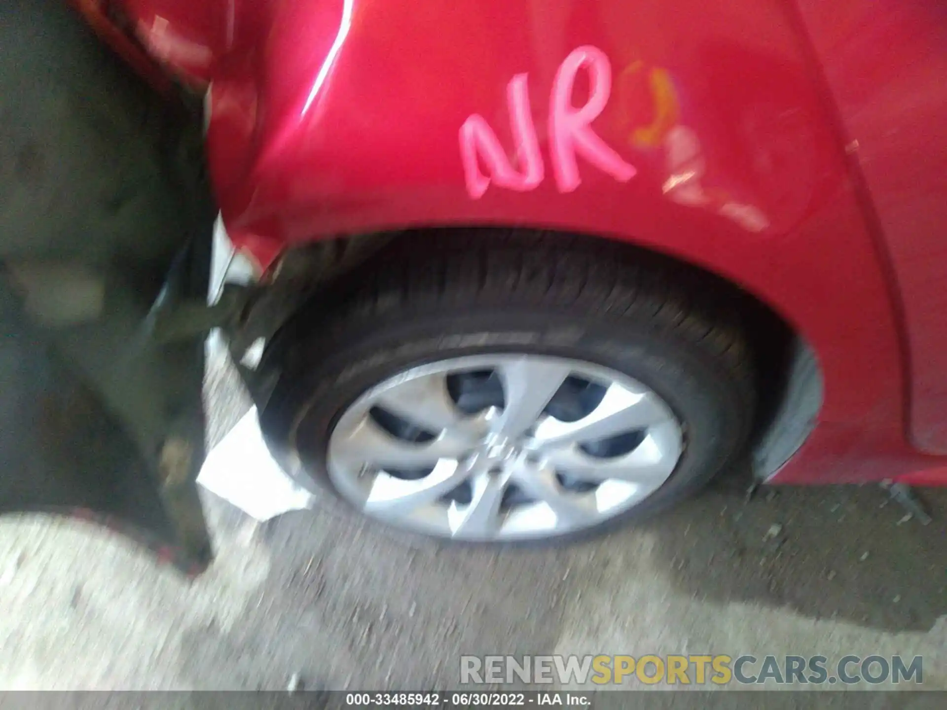 15 Photograph of a damaged car 5YFEPRAE1LP102501 TOYOTA COROLLA 2020