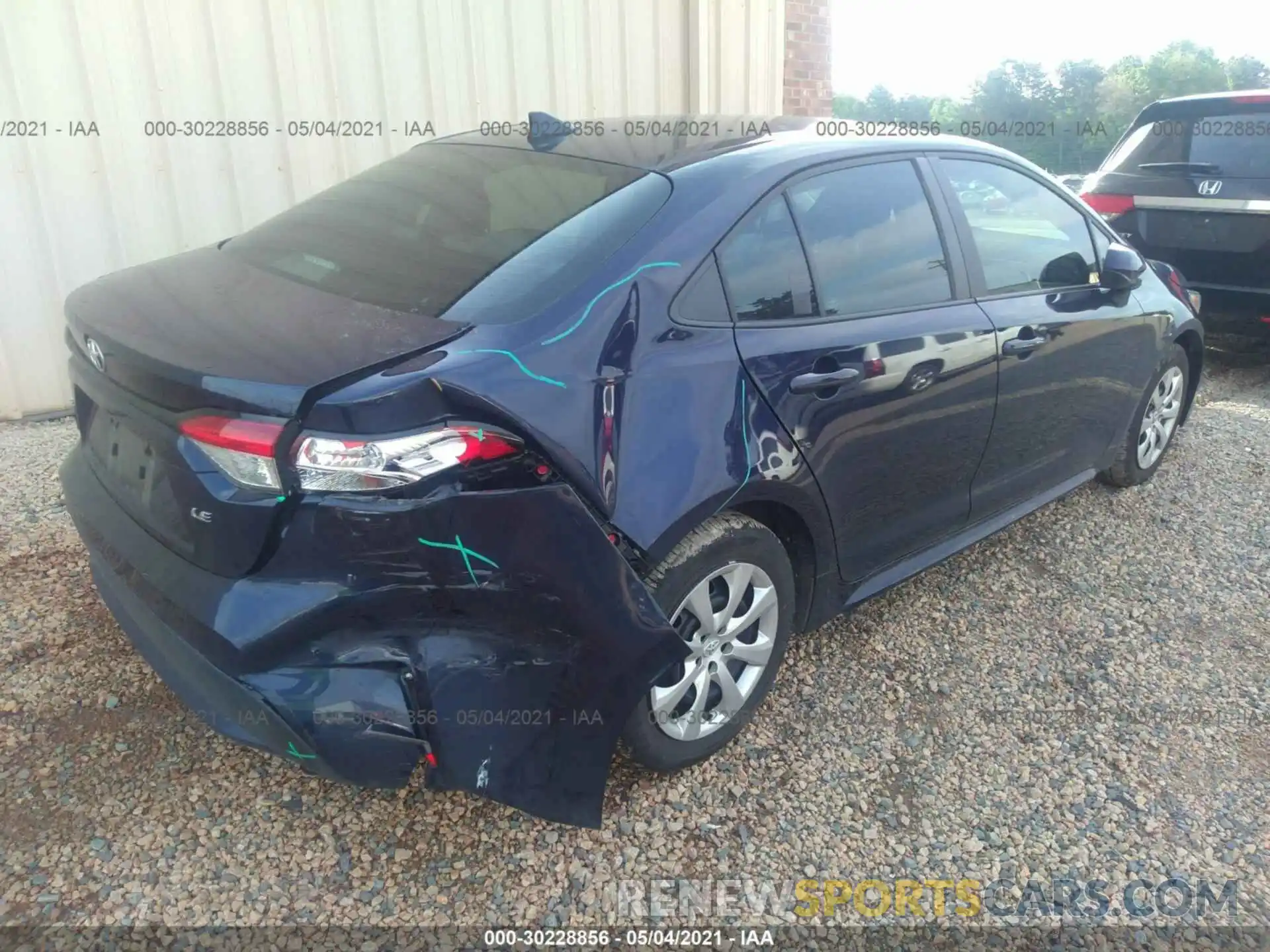 4 Photograph of a damaged car 5YFEPRAE1LP102899 TOYOTA COROLLA 2020